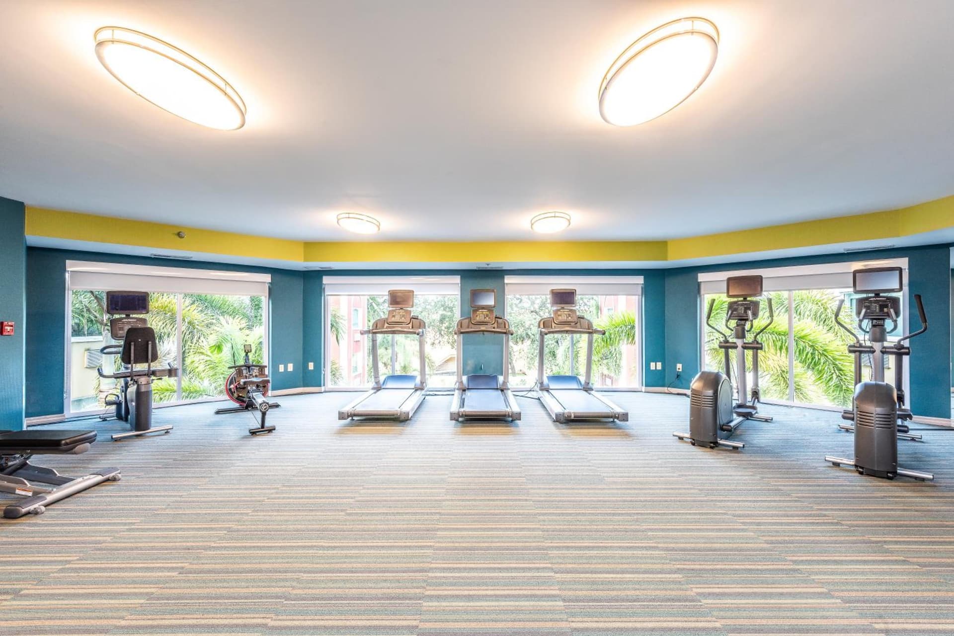 Holiday Inn Express Hotel & Suites Bradenton West by IHG gallery photo in Bradenton, FL — image 7