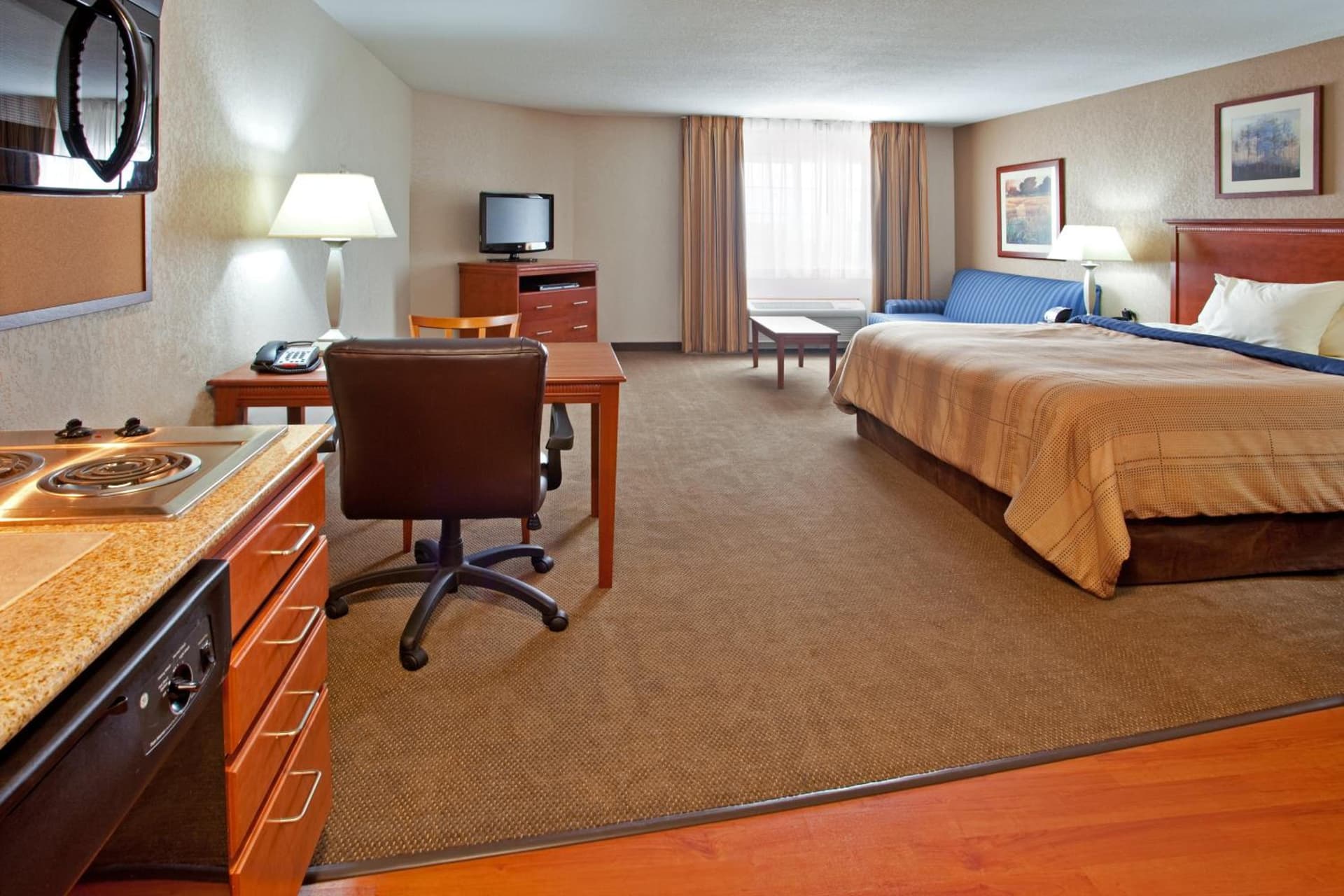 Candlewood Suites Elgin – Northwest Chicago by IHG gallery photo in Elgin, IL — image 16