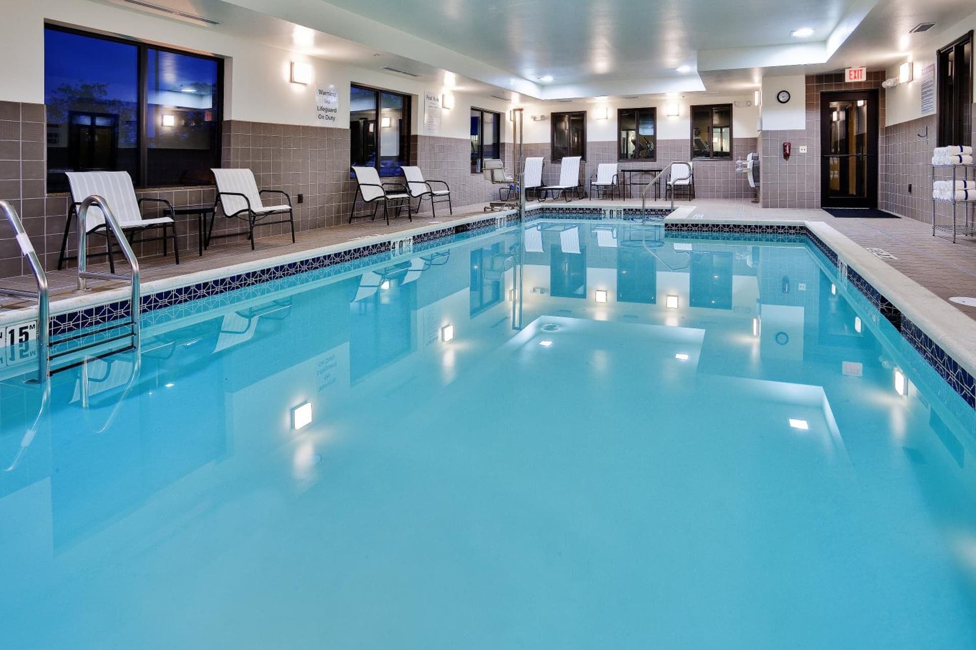 Holiday Inn Express and Suites Limerick - Pottstown by IHG interior in Limerick, PA — gallery photo 2