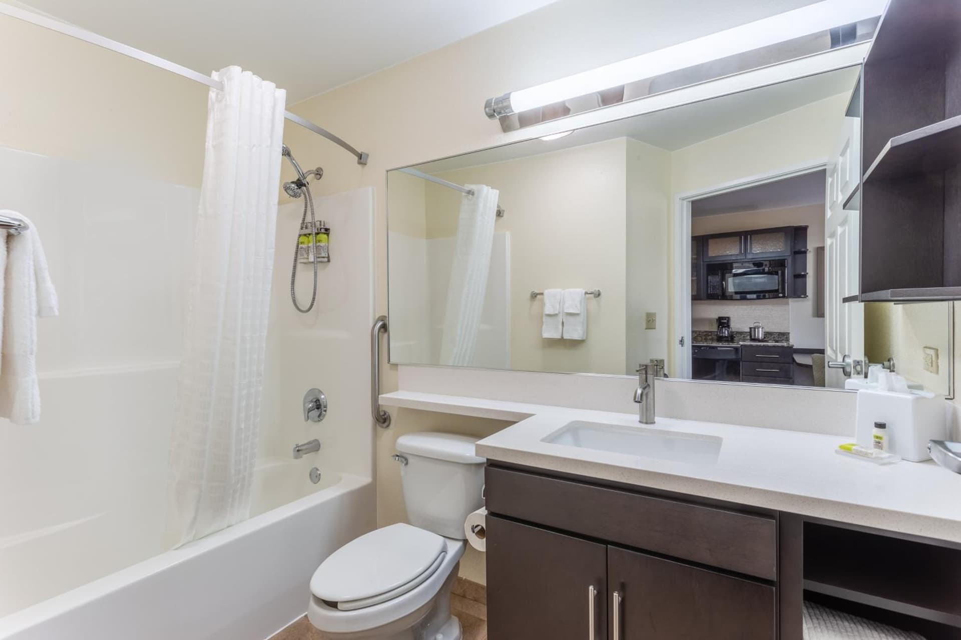 Candlewood Suites Aurora-Naperville by IHG gallery photo in Aurora, IL — image 29
