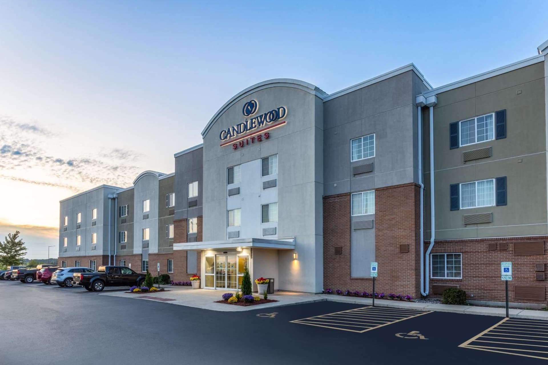 Candlewood Suites Aurora-Naperville by IHG featured exterior or lobby in Aurora, IL — similar hotel