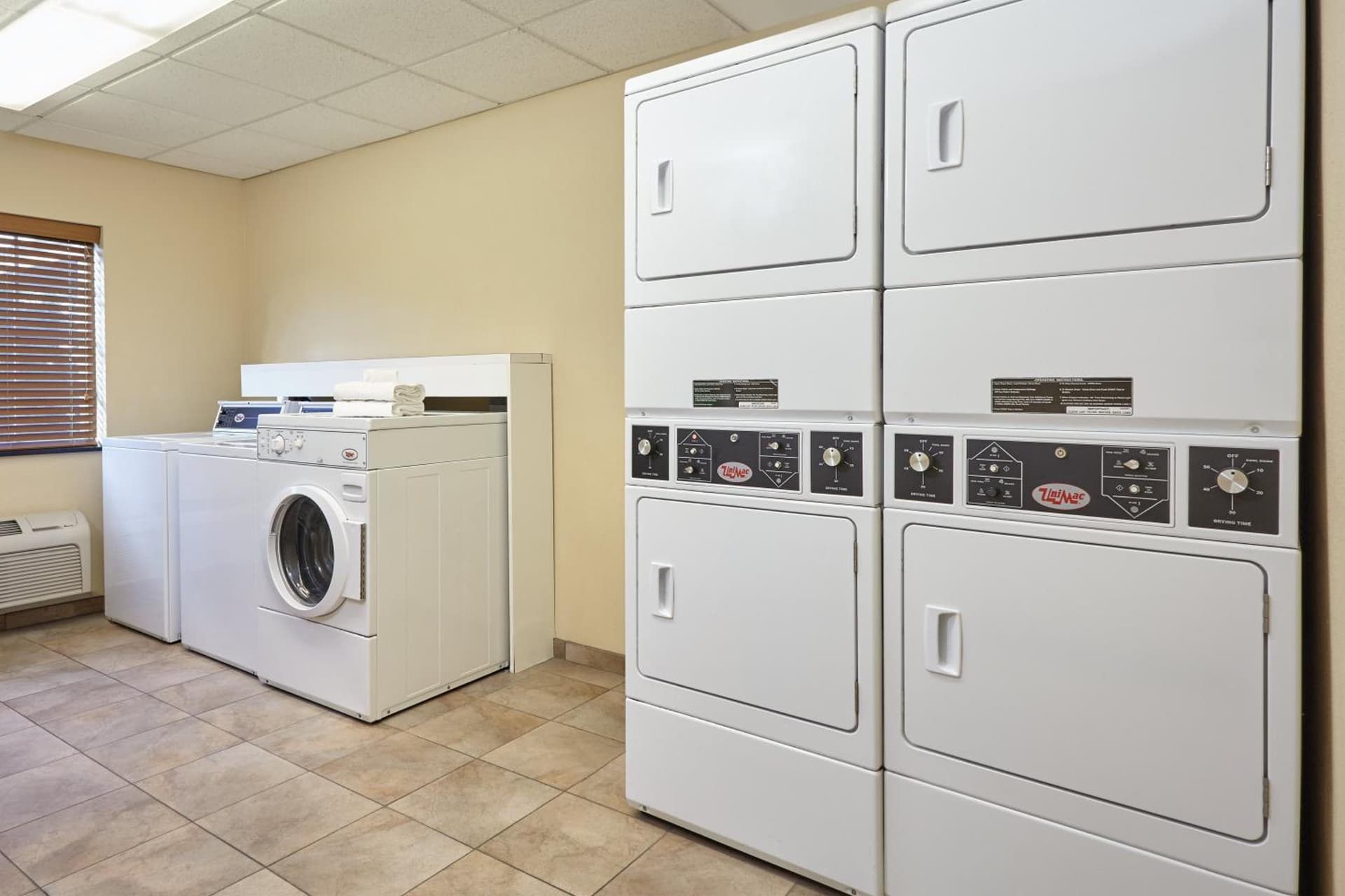 Candlewood Suites Aurora-Naperville by IHG gallery photo in Aurora, IL — image 34