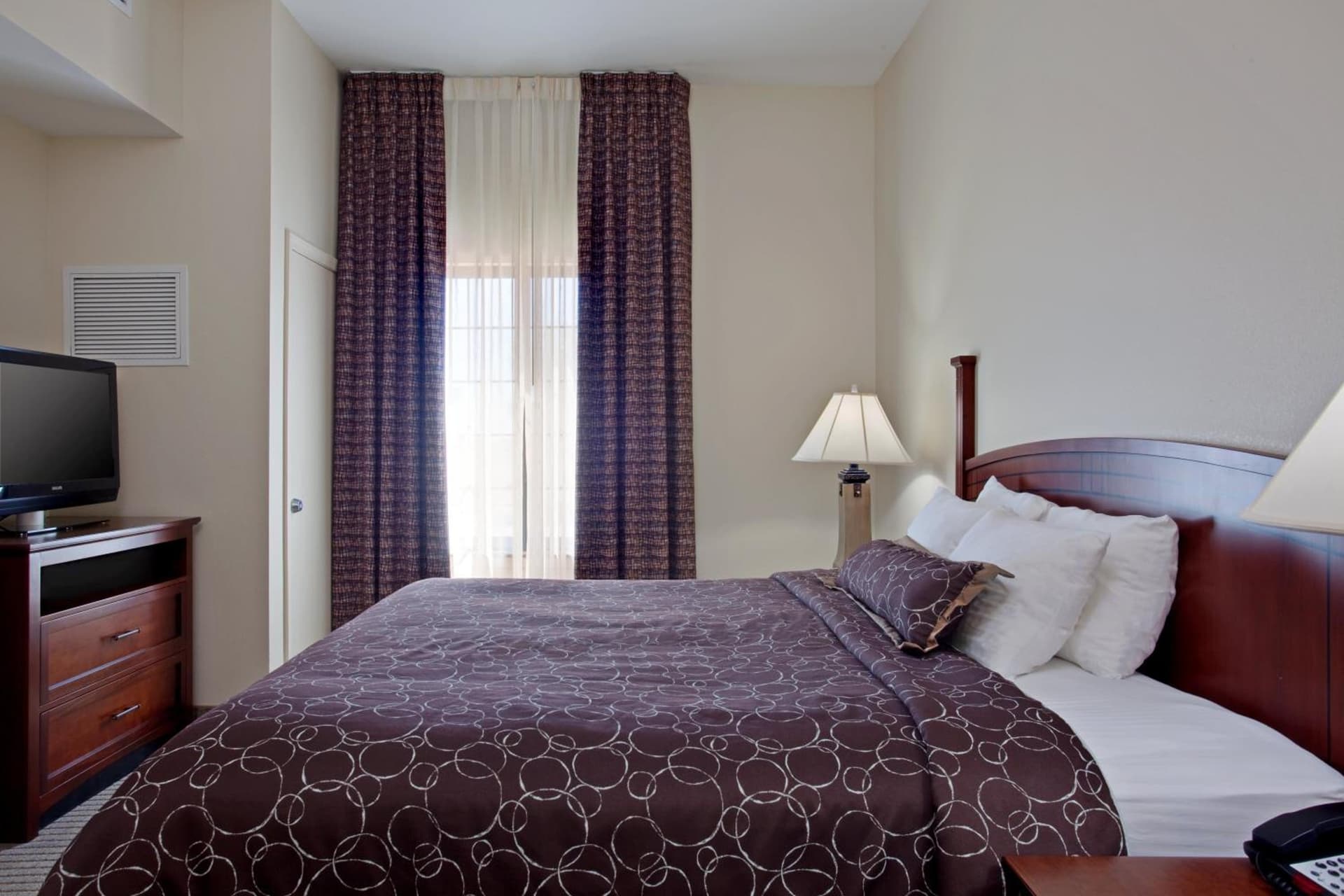 Staybridge Suites Palmdale by IHG gallery photo in Palmdale, CA — image 17