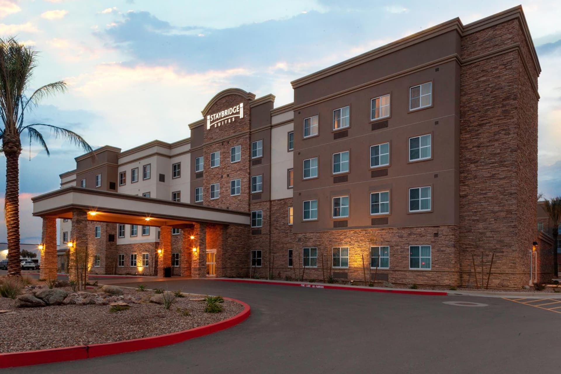 Staybridge Suites - Gilbert - East Mesa by IHG gallery photo in Gilbert, AZ — image 7
