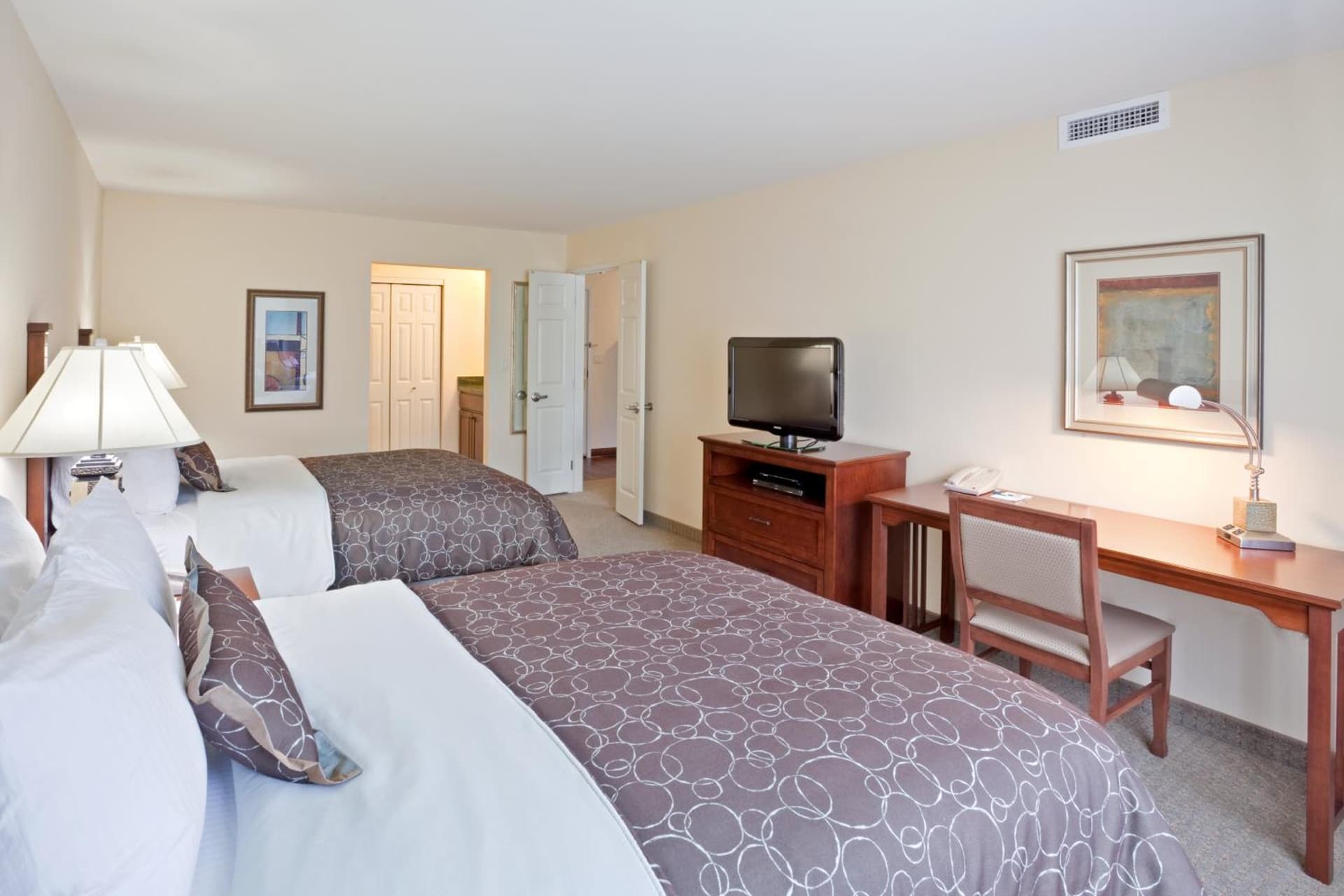 Staybridge Suites Everett - Paine Field by IHG gallery photo in Mukilteo, WA — image 48