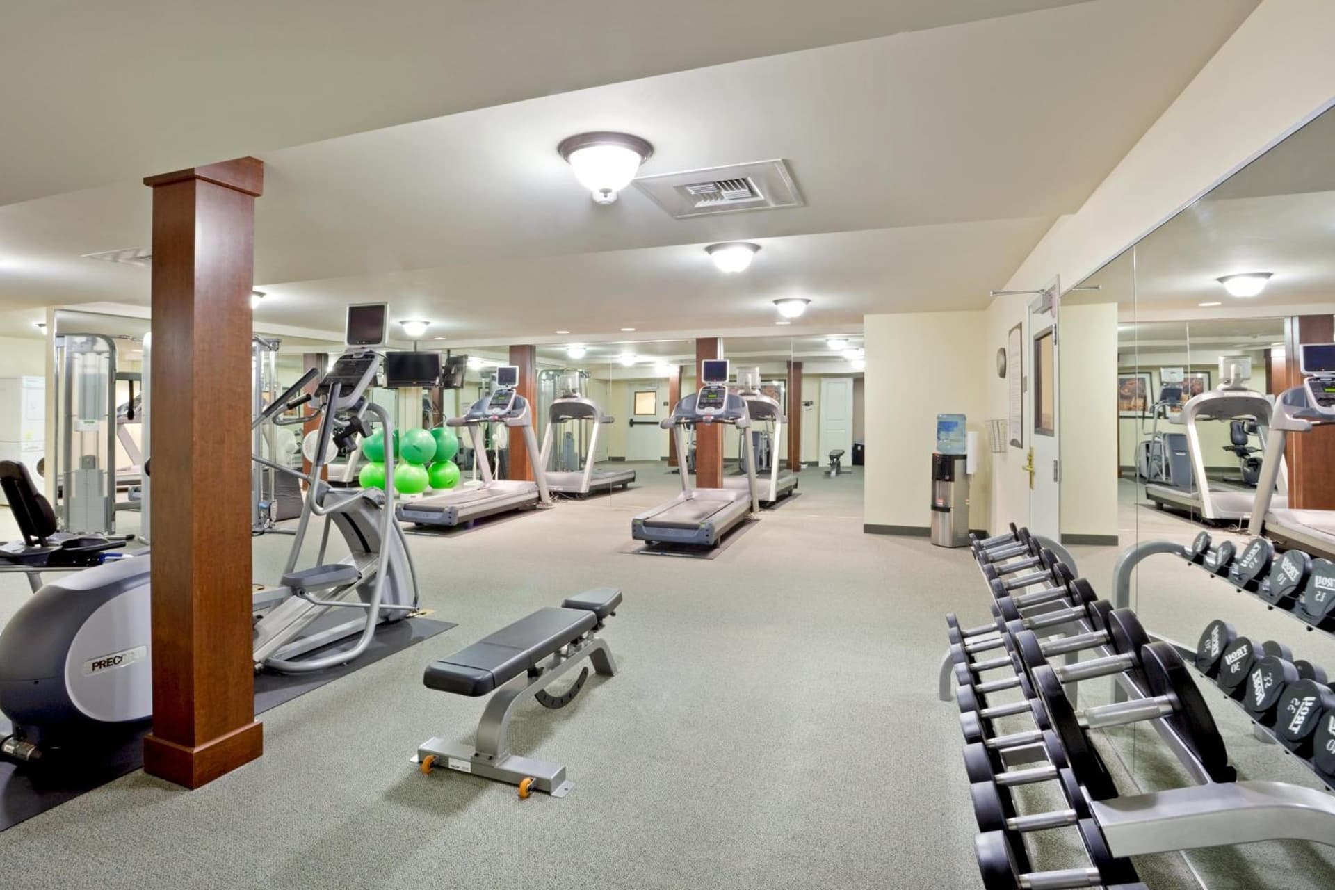 Staybridge Suites Everett - Paine Field by IHG gallery photo in Mukilteo, WA — image 52