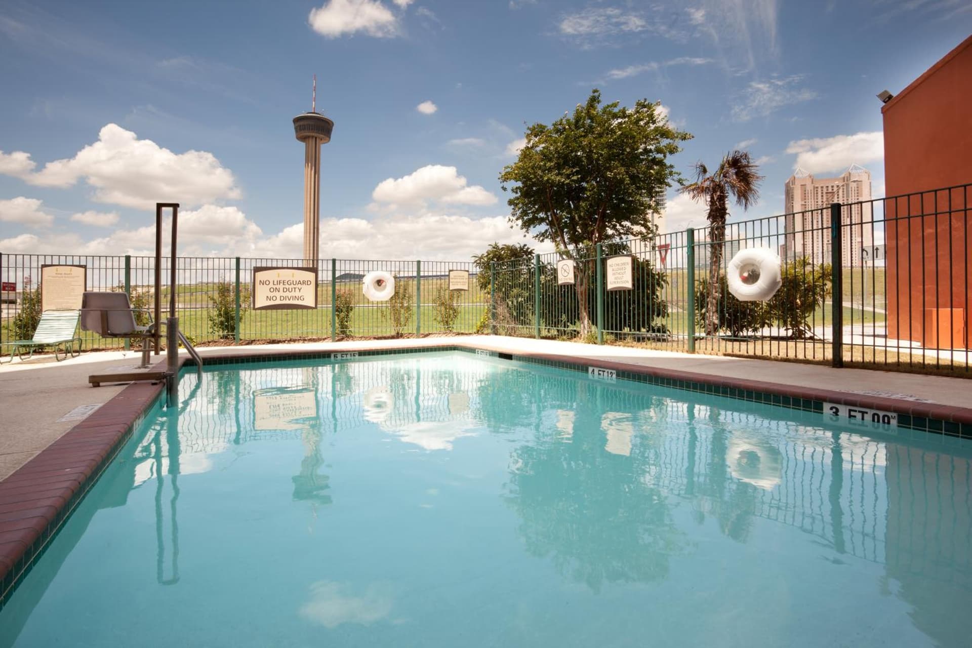 Staybridge Suites San Antonio Downtown Convention Center by IHG gallery photo in San Antonio, TX — image 46
