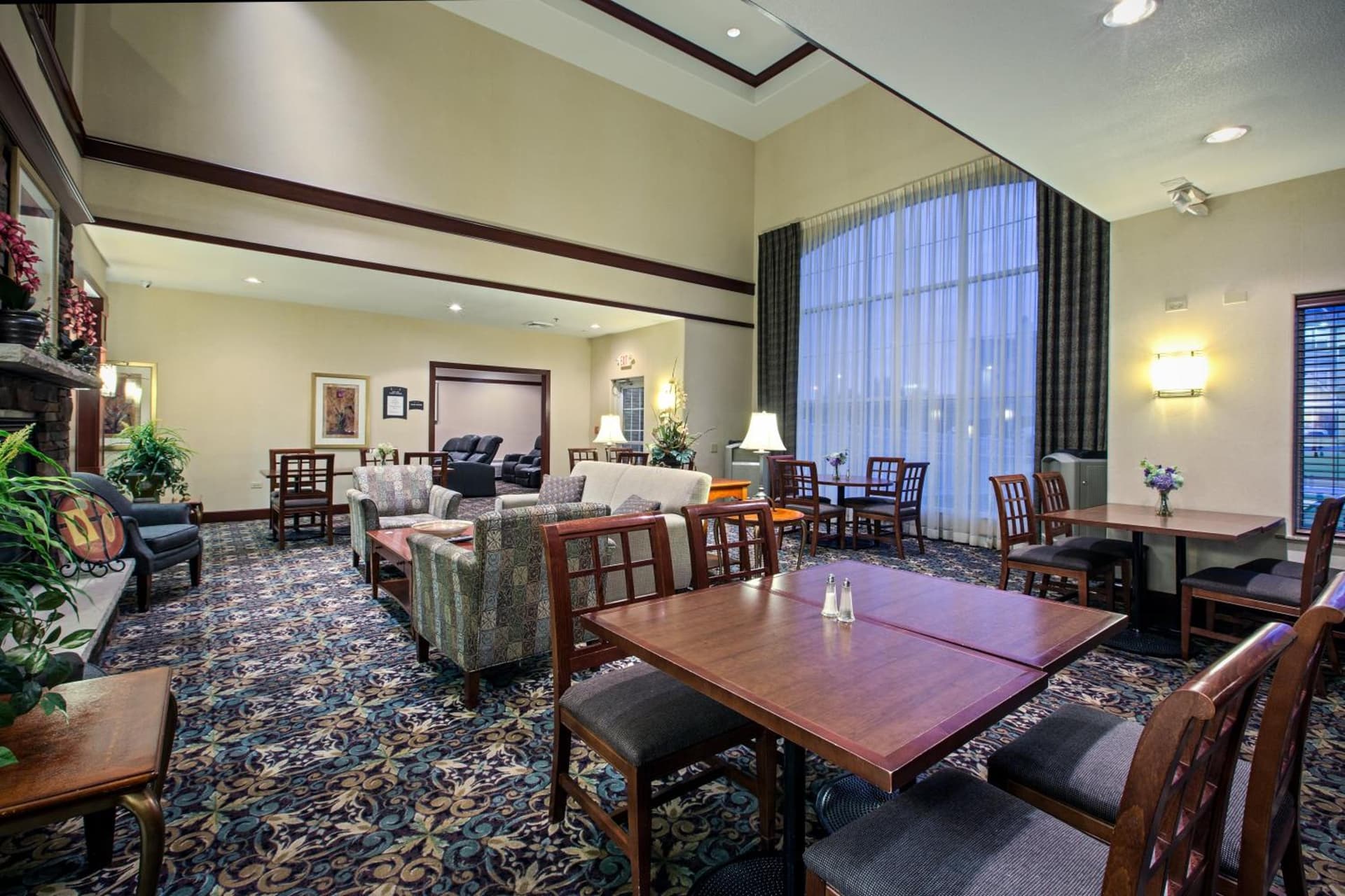 Staybridge Suites Rockford by IHG interior in Rockford, IL — gallery photo 2