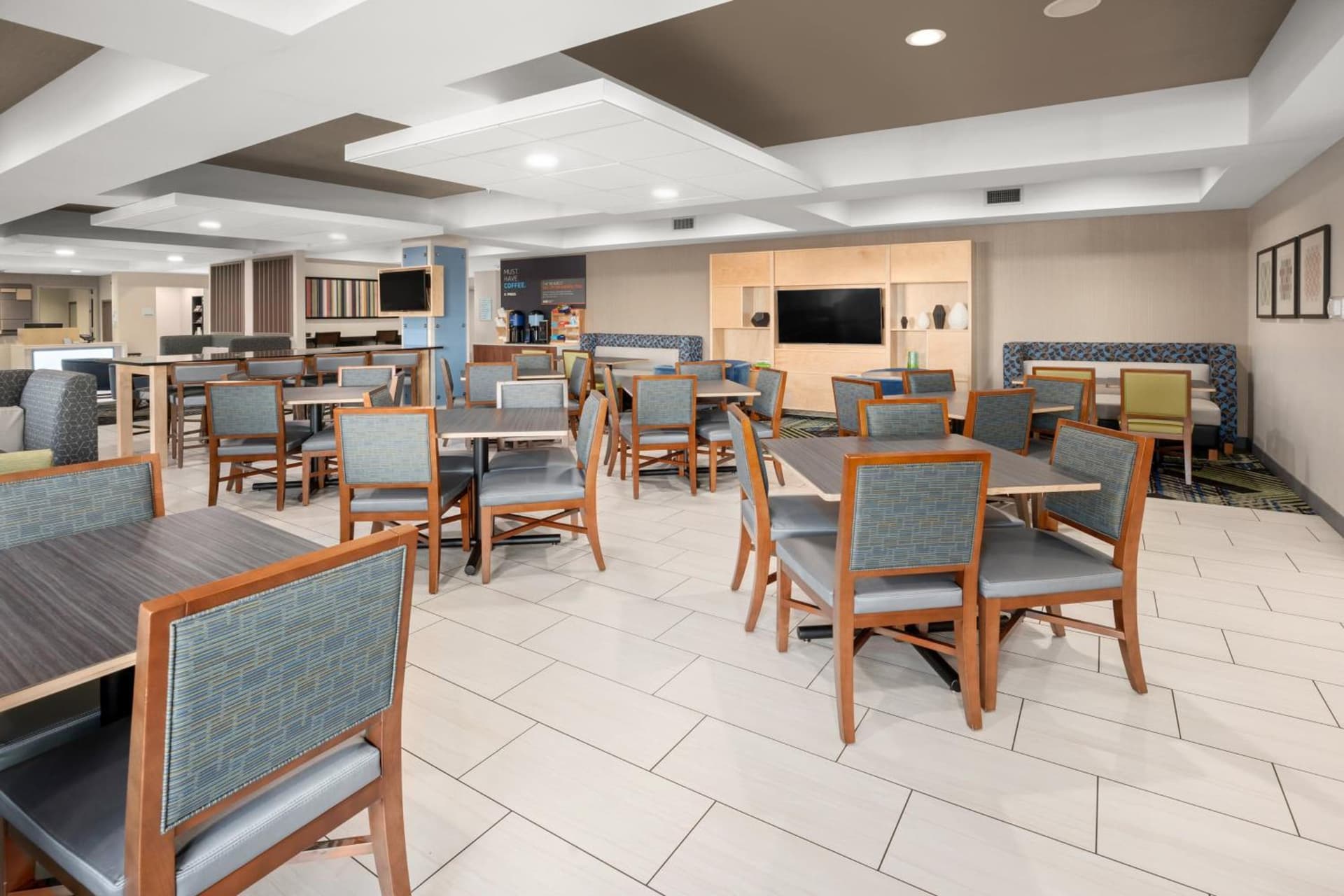 Holiday Inn Express Hotel & Suites Marysville by IHG gallery photo in Marysville, WA — image 35