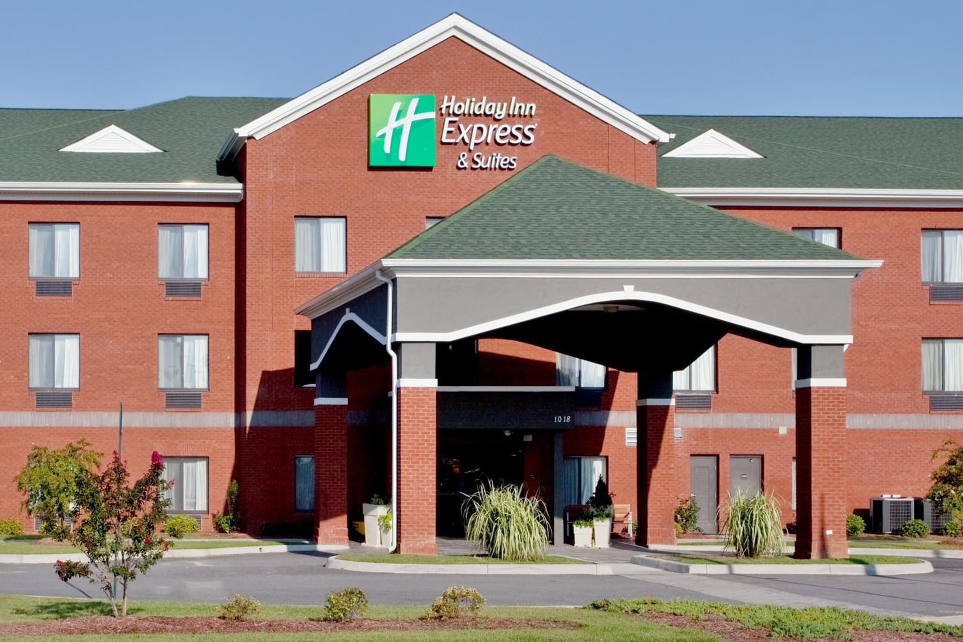 Holiday Inn Express Hotel & Suites Suffolk by IHG exterior or lobby in Suffolk, VA — main listing photo