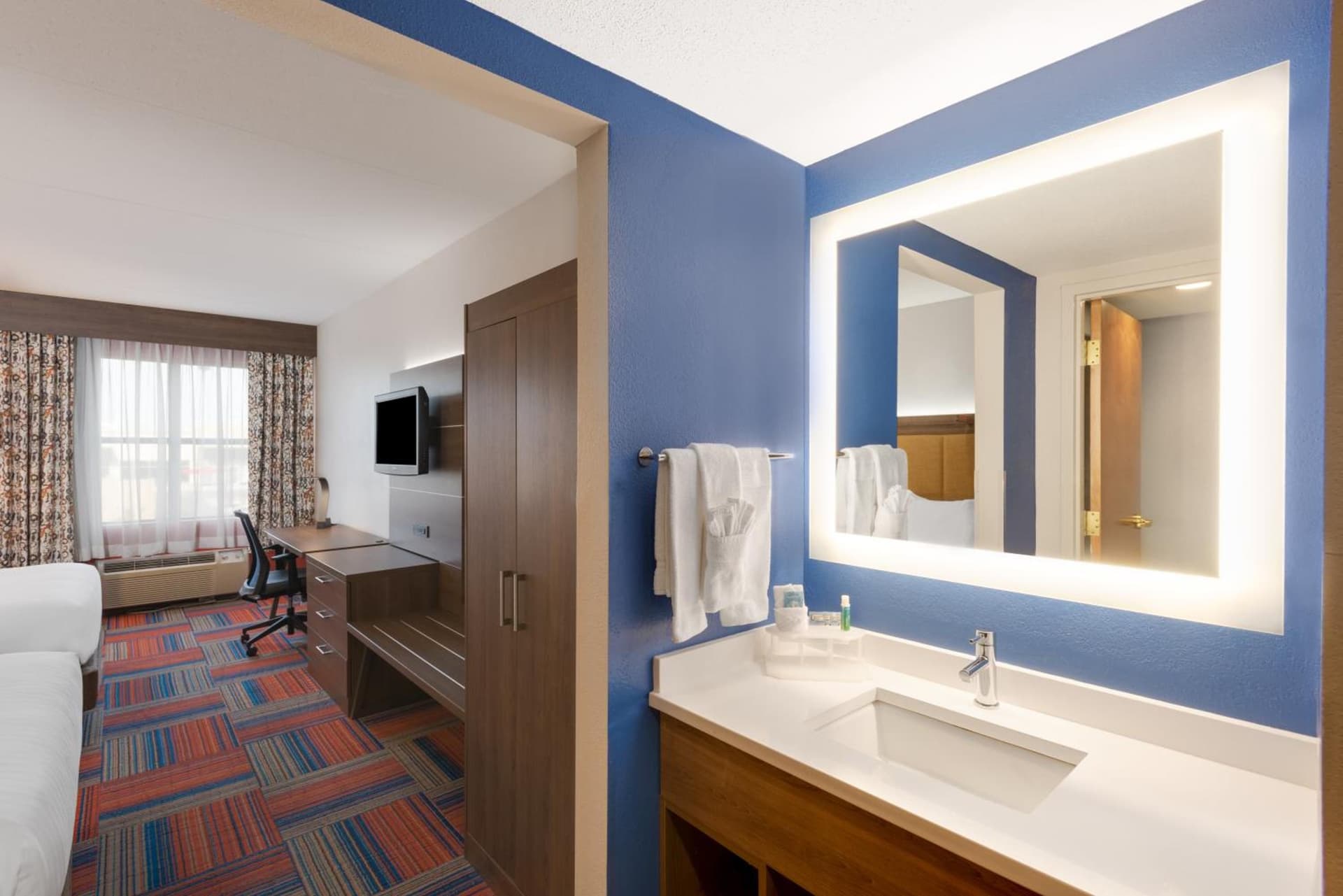 Holiday Inn Express Cambridge by IHG gallery photo in Cambridge, MD — image 22