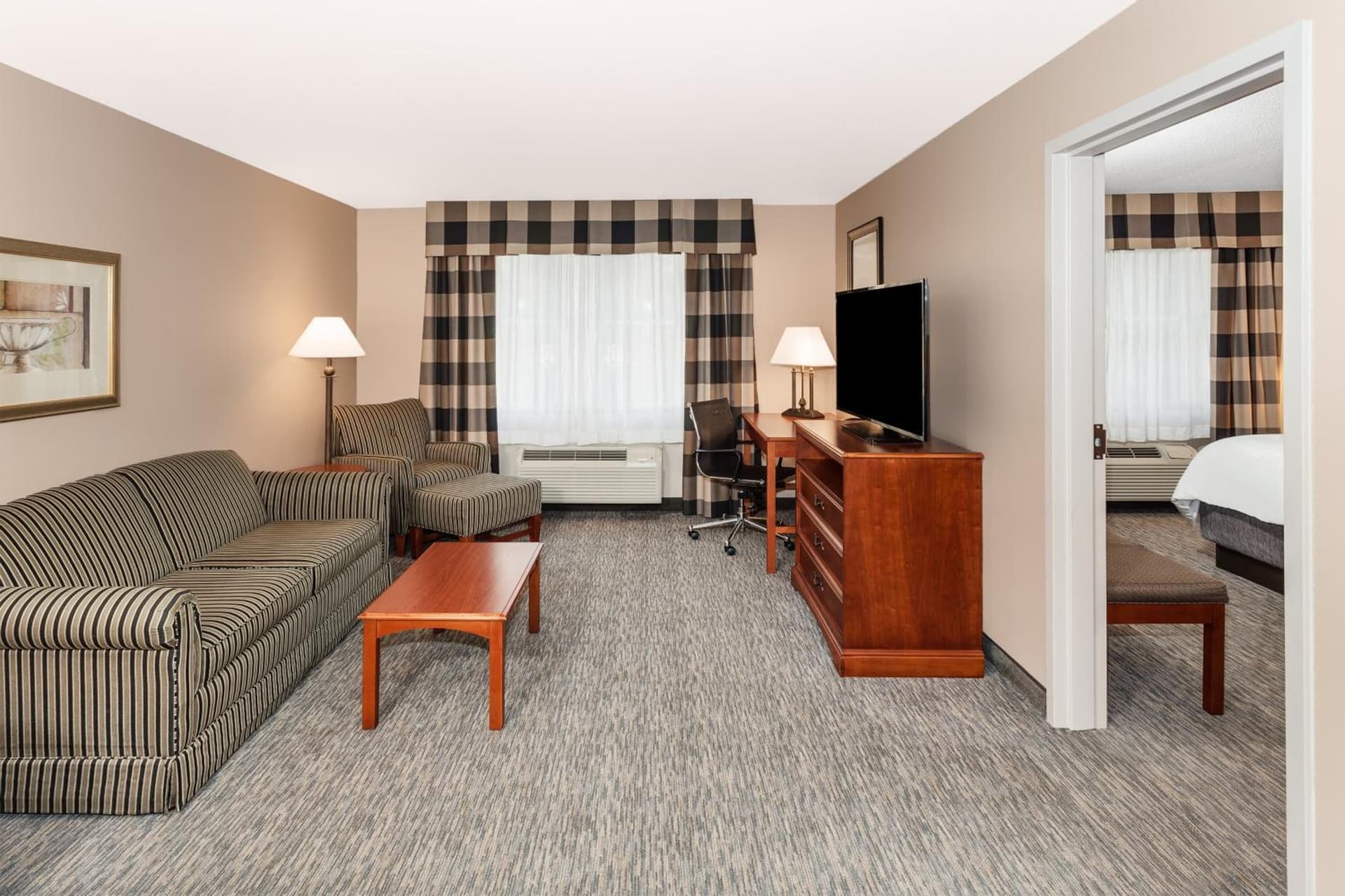 Holiday Inn Express Hotel & Suites Hampton South-Seabrook by IHG gallery photo in Seabrook, NH — image 41