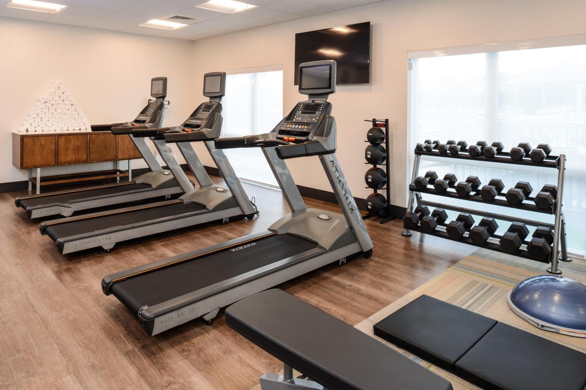 Holiday Inn Express & Suites Alachua - Gainesville Area by IHG gallery photo in Alachua, FL — image 52