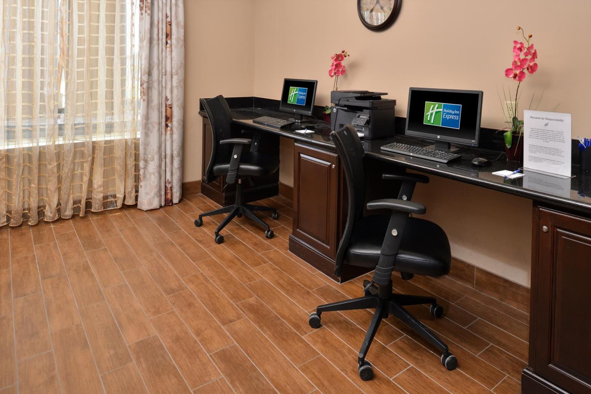 Holiday Inn Express Hotel & Suites Sherman Highway 75 by IHG property views in Sherman, TX — gallery photo 3