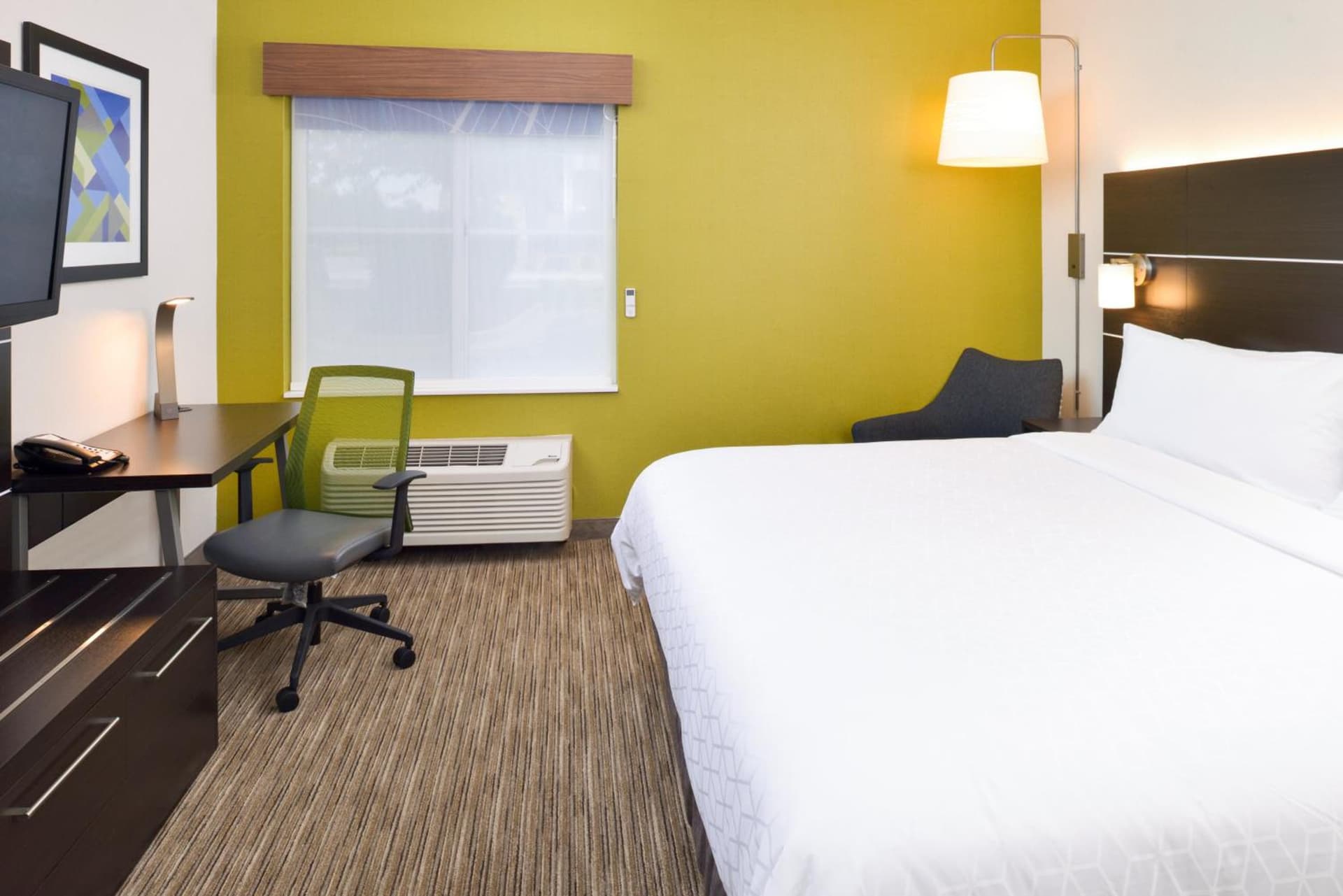 Holiday Inn Express Wixom by IHG property views in Wixom, MI — gallery photo 3