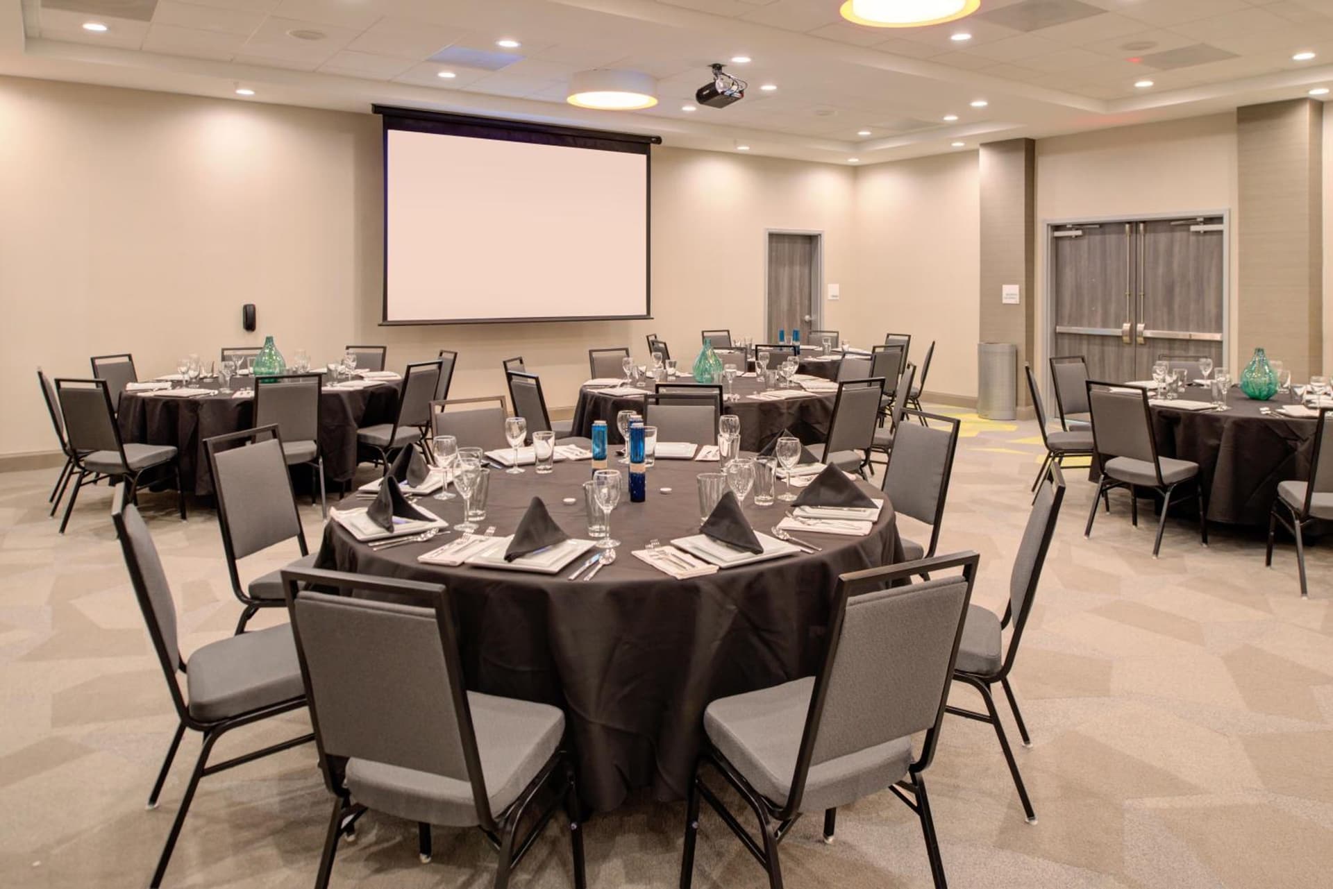 Holiday Inn Hotel & Suites - Houston West - Katy Mills by IHG gallery photo in Katy, TX — image 41