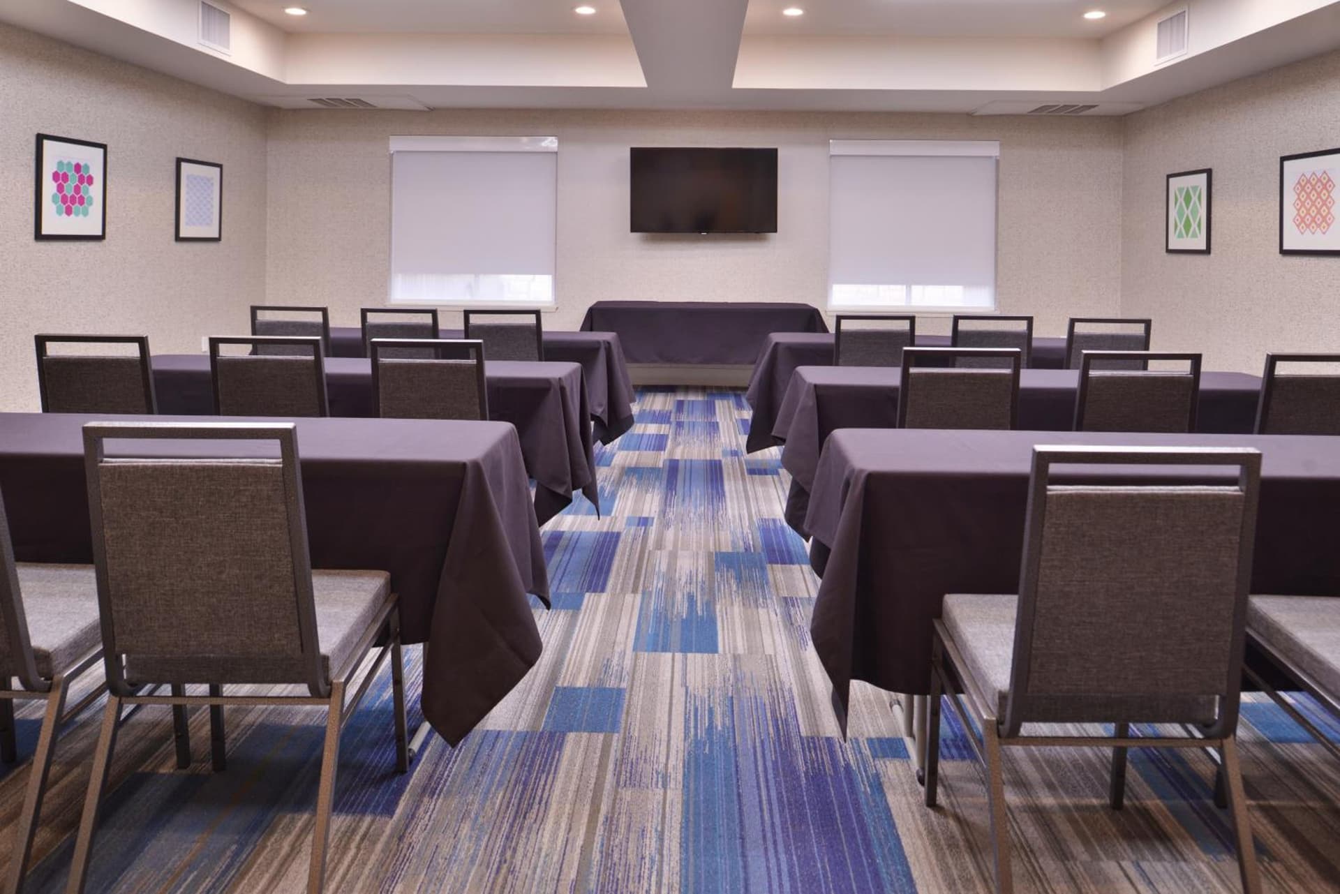 Holiday Inn Express Stockton Southeast by IHG gallery photo in Stockton, CA — image 17