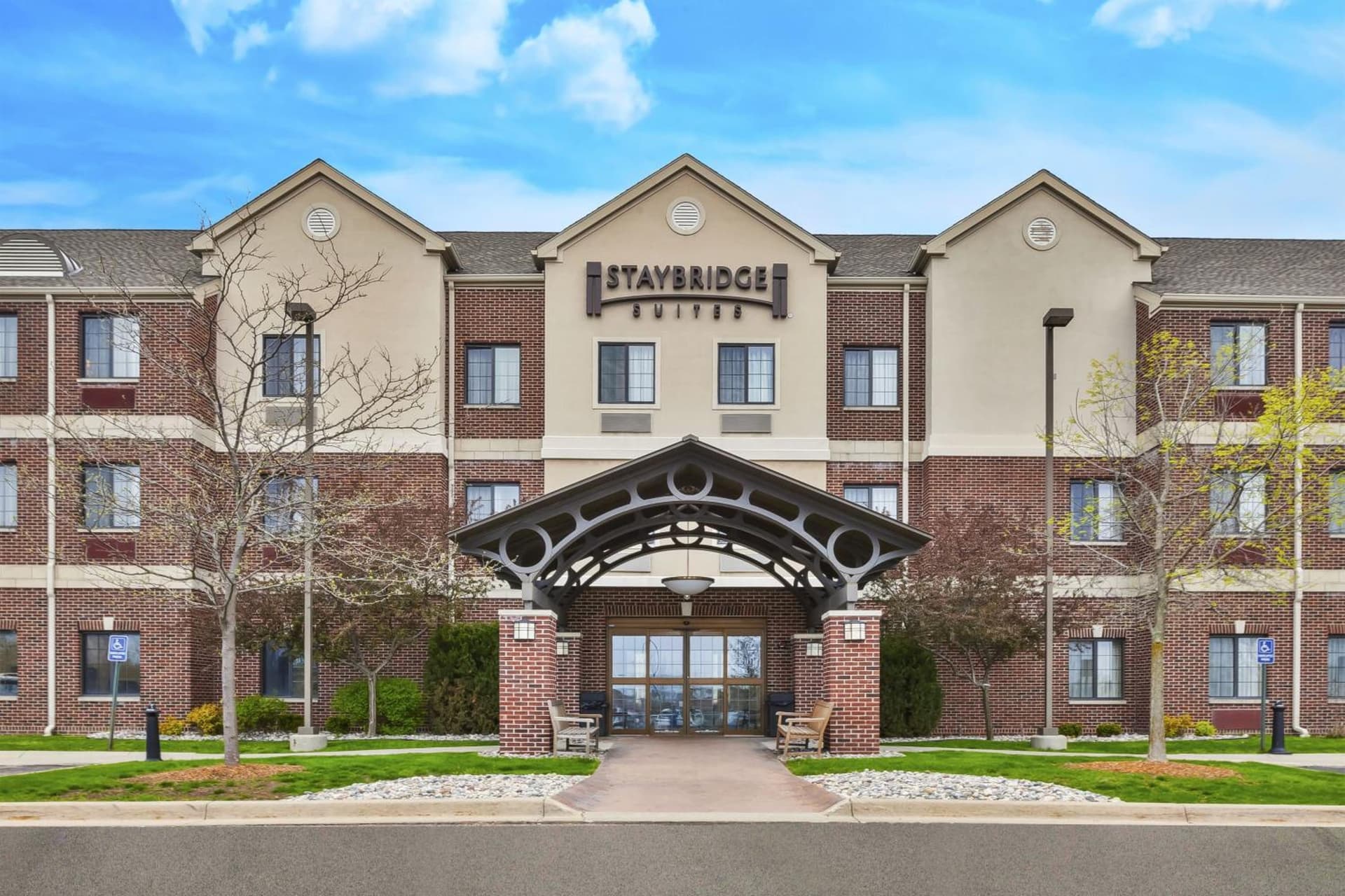 Staybridge Suites Lansing-Okemos by IHG — hotel in Okemos, Michigan