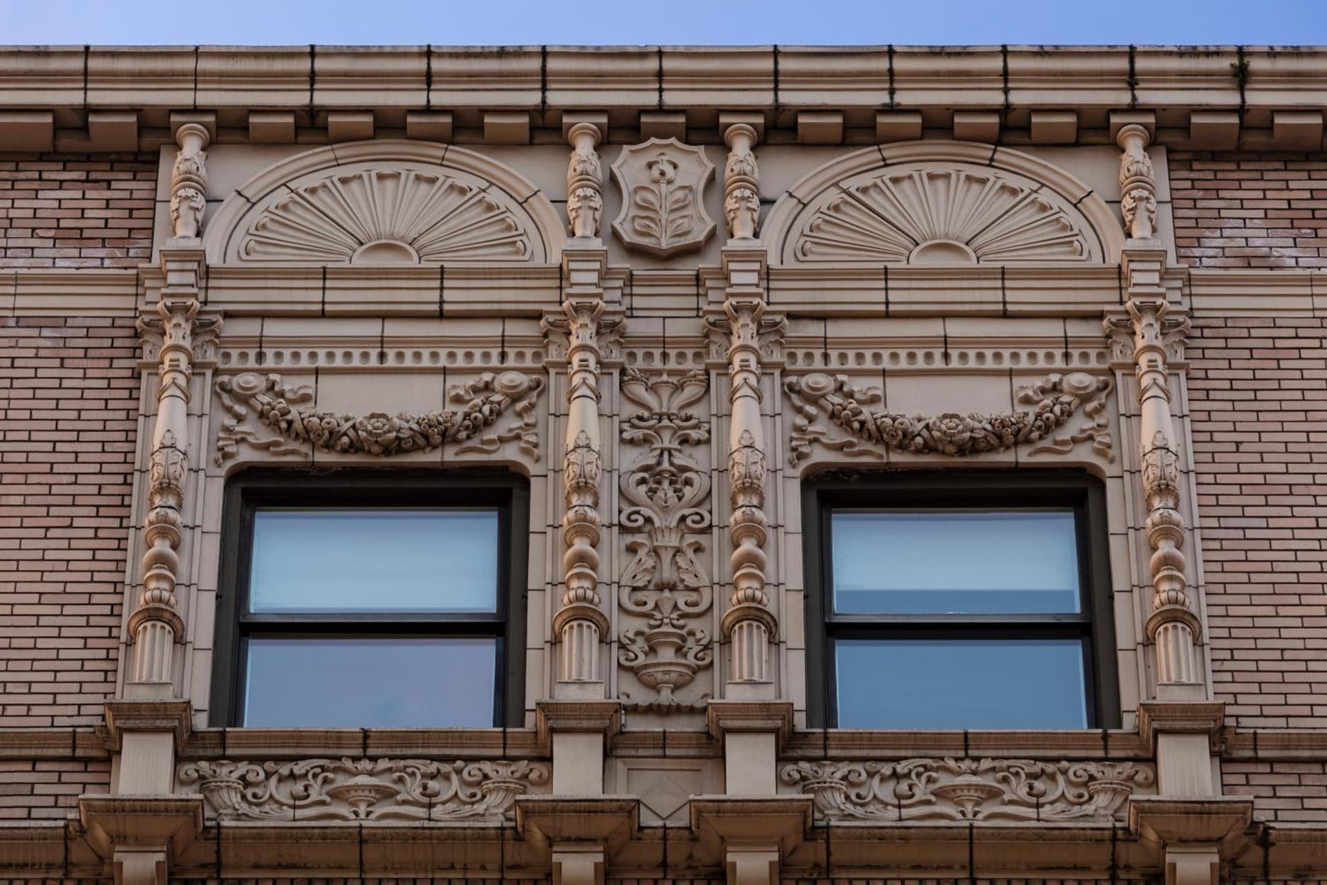 Executive Hotel Pacific gallery photo in Seattle, WA — image 11