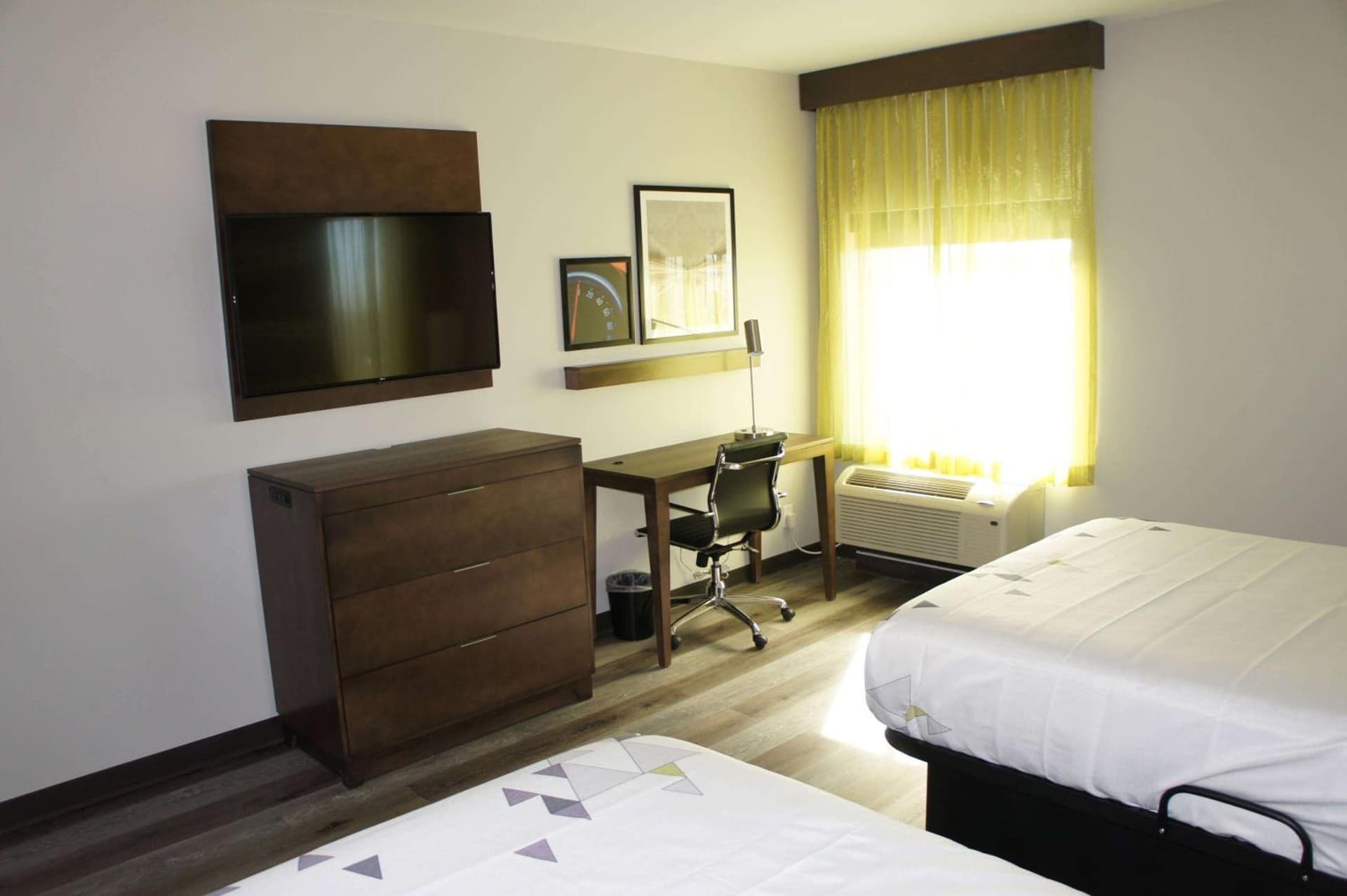 La Quinta Inn & Suites by Wyndham Braselton gallery photo in Braselton, GA — image 67