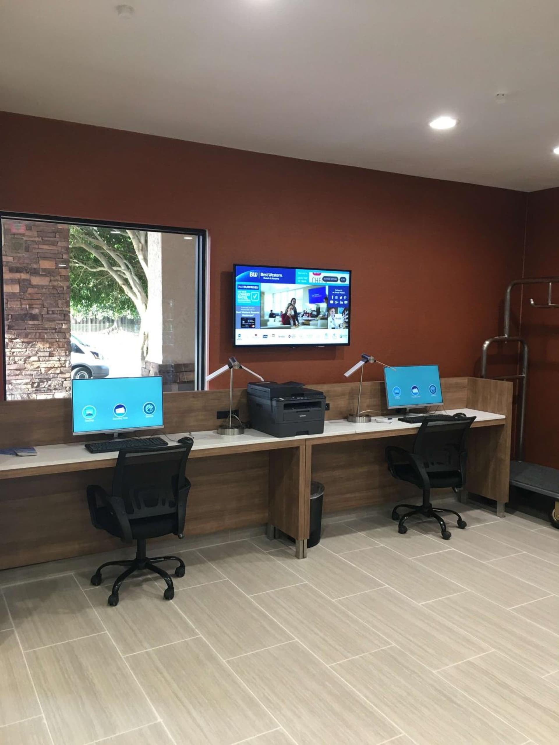 Best Western Carlsbad by the Sea gallery photo in Carlsbad, CA — image 10