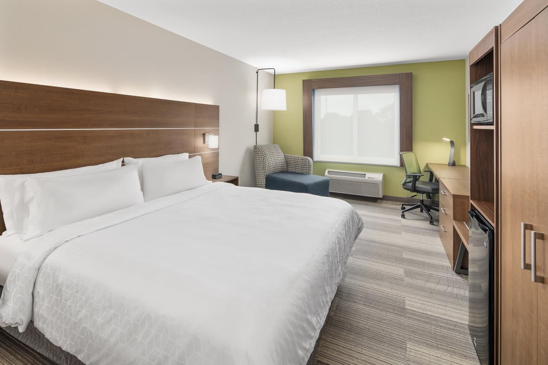 Holiday Inn Express Hotel & Suites Palm Bay by IHG gallery photo in Palm Bay, FL — image 28