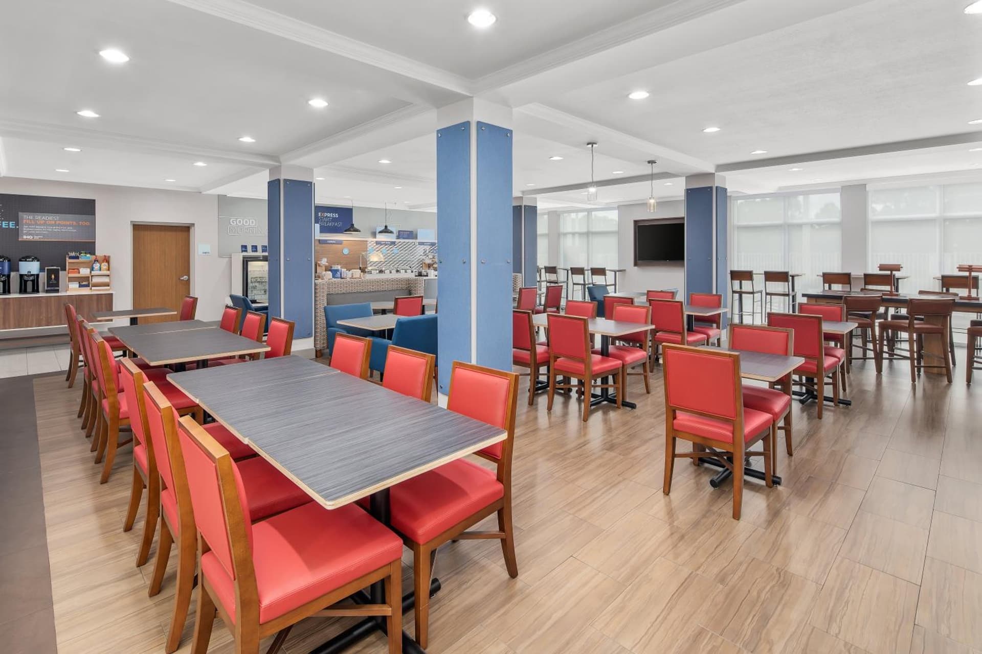 Holiday Inn Express Hotel & Suites Palm Bay by IHG gallery photo in Palm Bay, FL — image 24