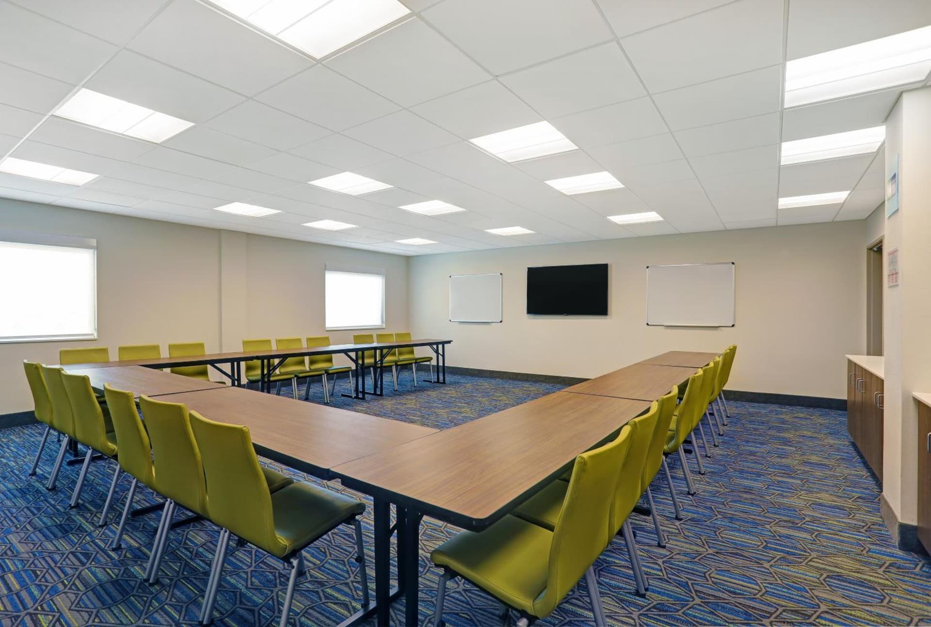 Holiday Inn Express & Suites - Lenexa - Overland Park Area by IHG gallery photo in Lenexa, KS — image 50