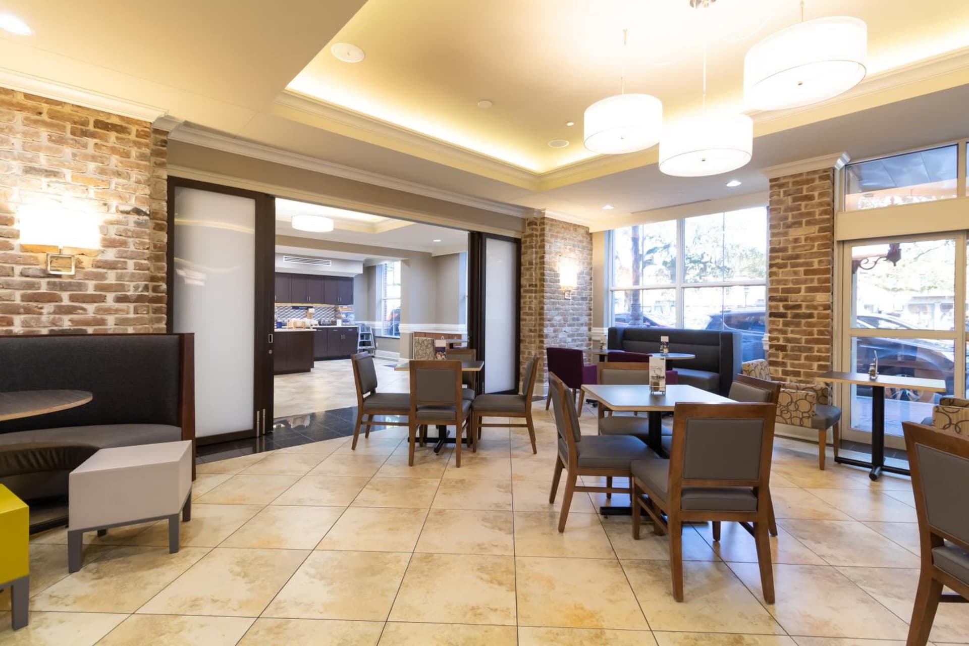 Holiday Inn Express Savannah - Historic District gallery photo in Savannah, GA — image 20