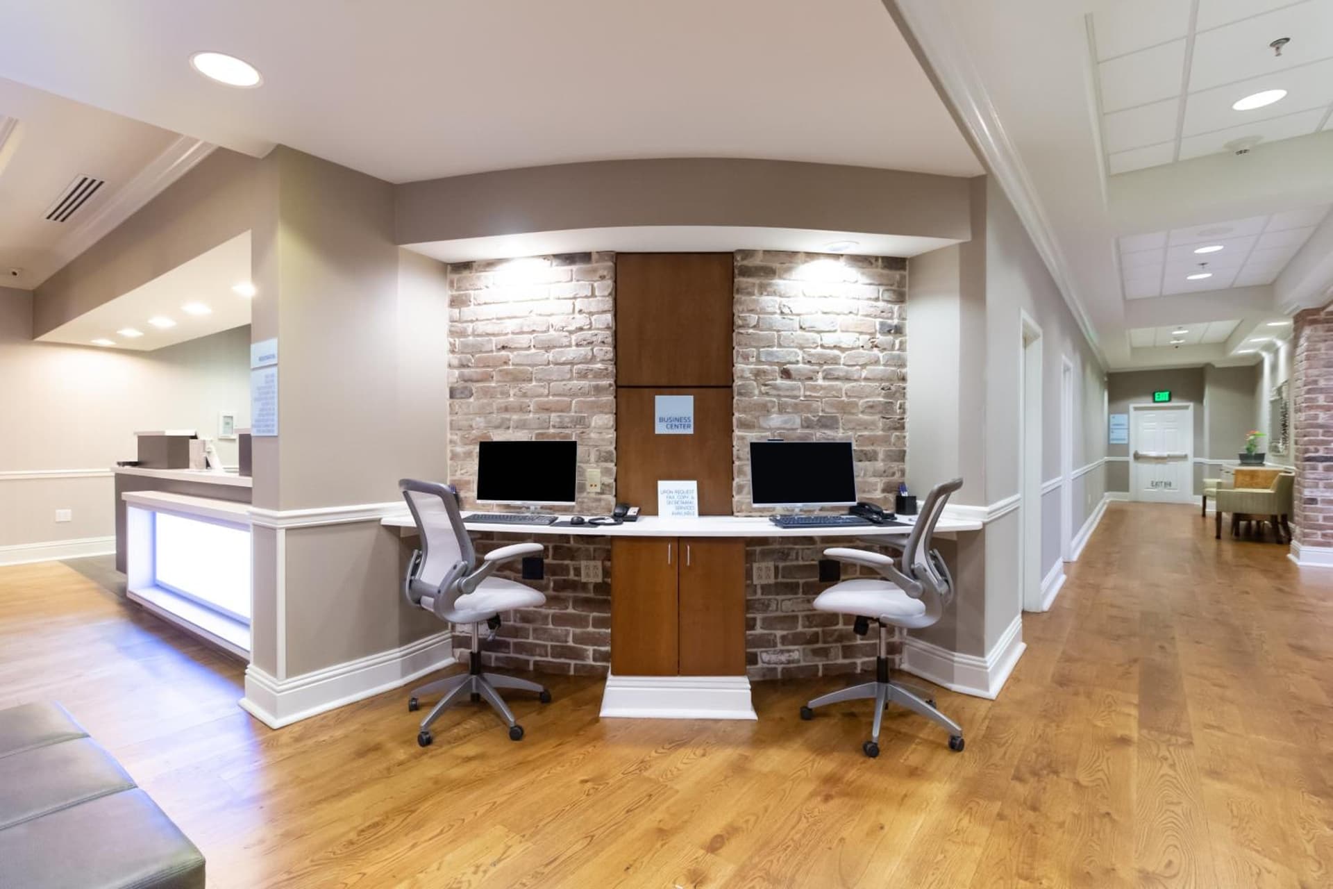 Holiday Inn Express Savannah - Historic District gallery photo in Savannah, GA — image 64