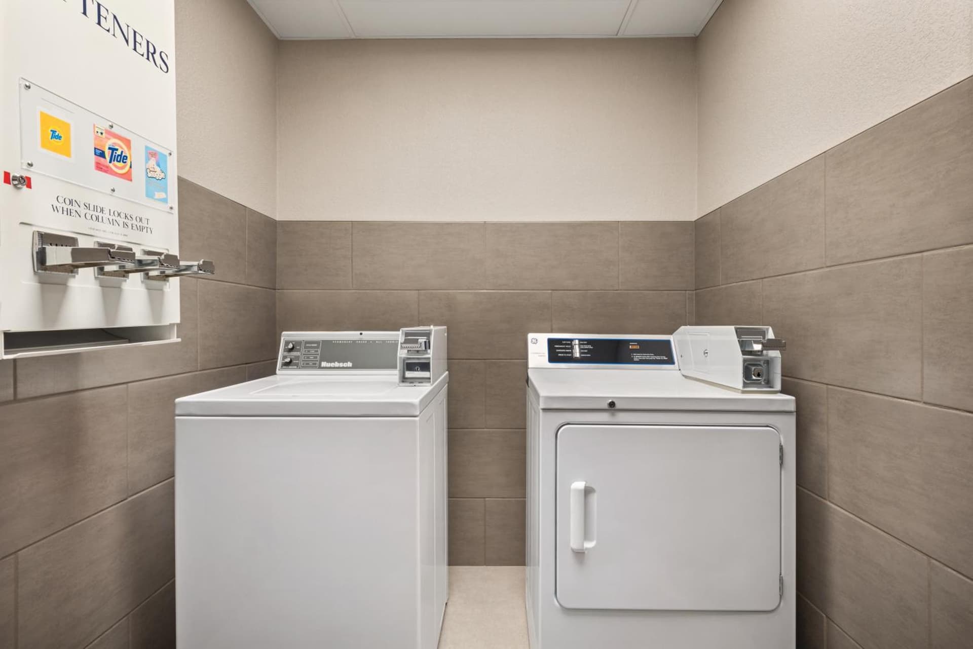 Country Inn & Suites by Radisson, Schaumburg, IL gallery photo in Schaumburg, IL — image 9
