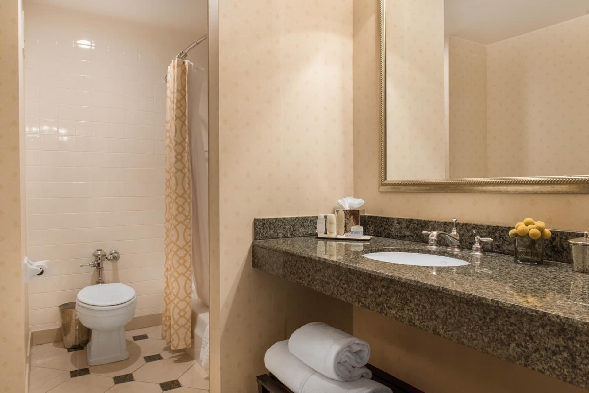 Omni Severin Hotel gallery photo in Indianapolis, IN — image 74