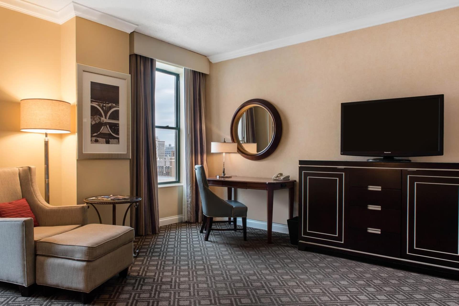 Omni Severin Hotel property views in Indianapolis, IN — gallery photo 3