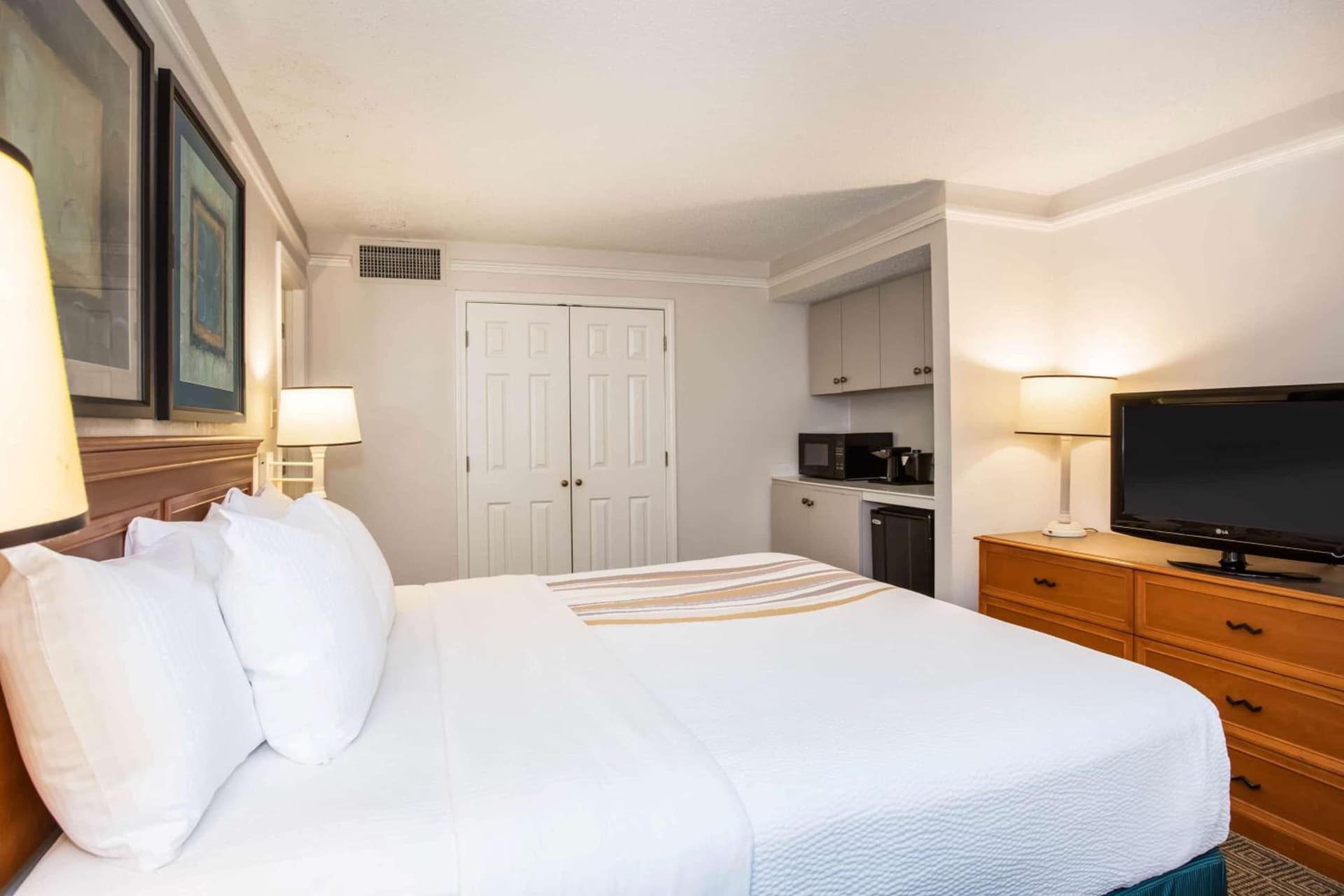 La Quinta Inn by Wyndham Tallahassee North gallery photo in Tallahassee, FL — image 65