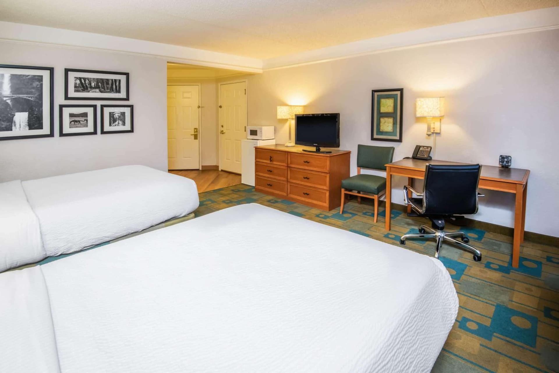 La Quinta Inn & Suites by Wyndham Colorado Springs South AP gallery photo in Colorado Springs, CO — image 18