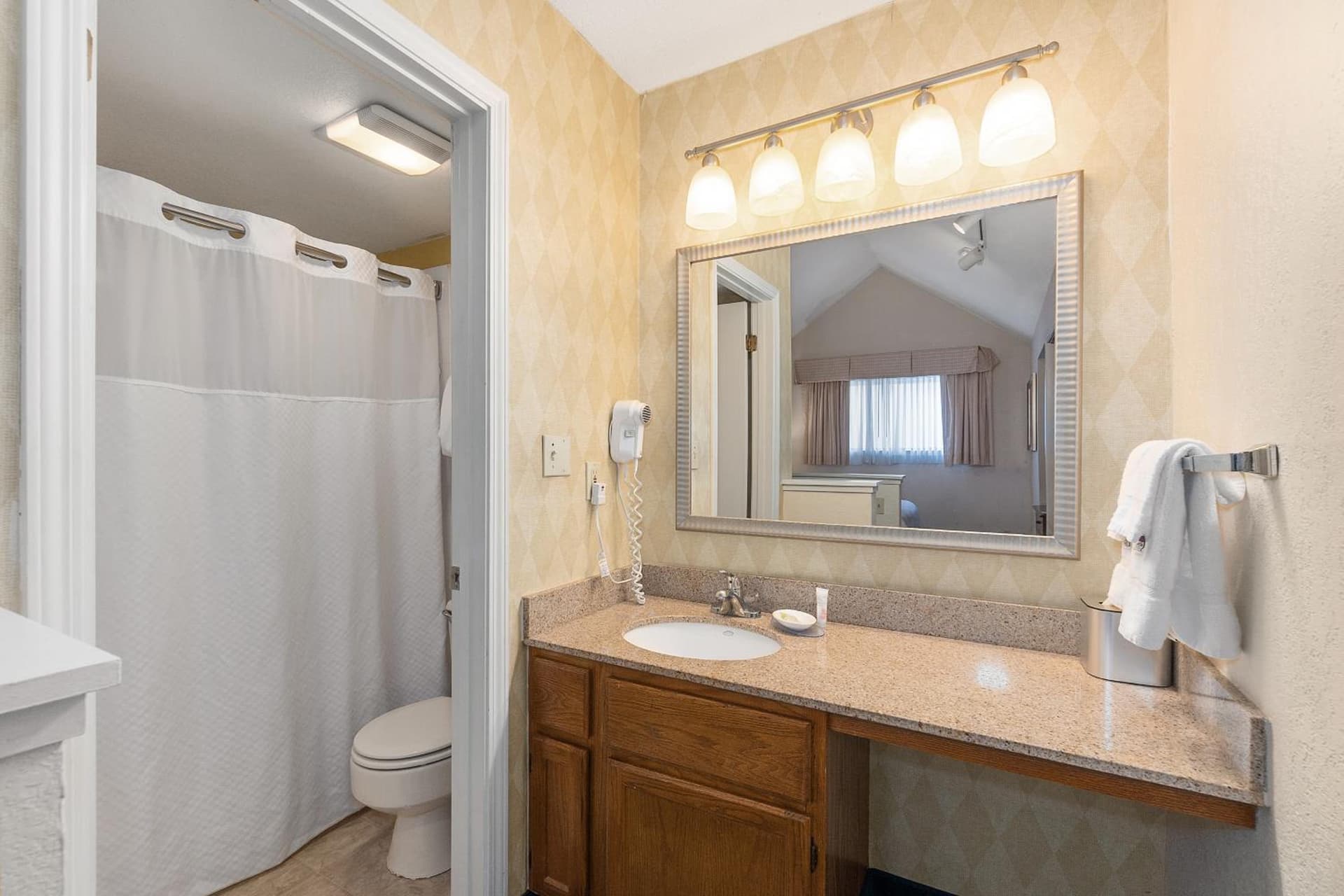 Residences at Daniel Webster property views in Merrimack, NH — gallery photo 3
