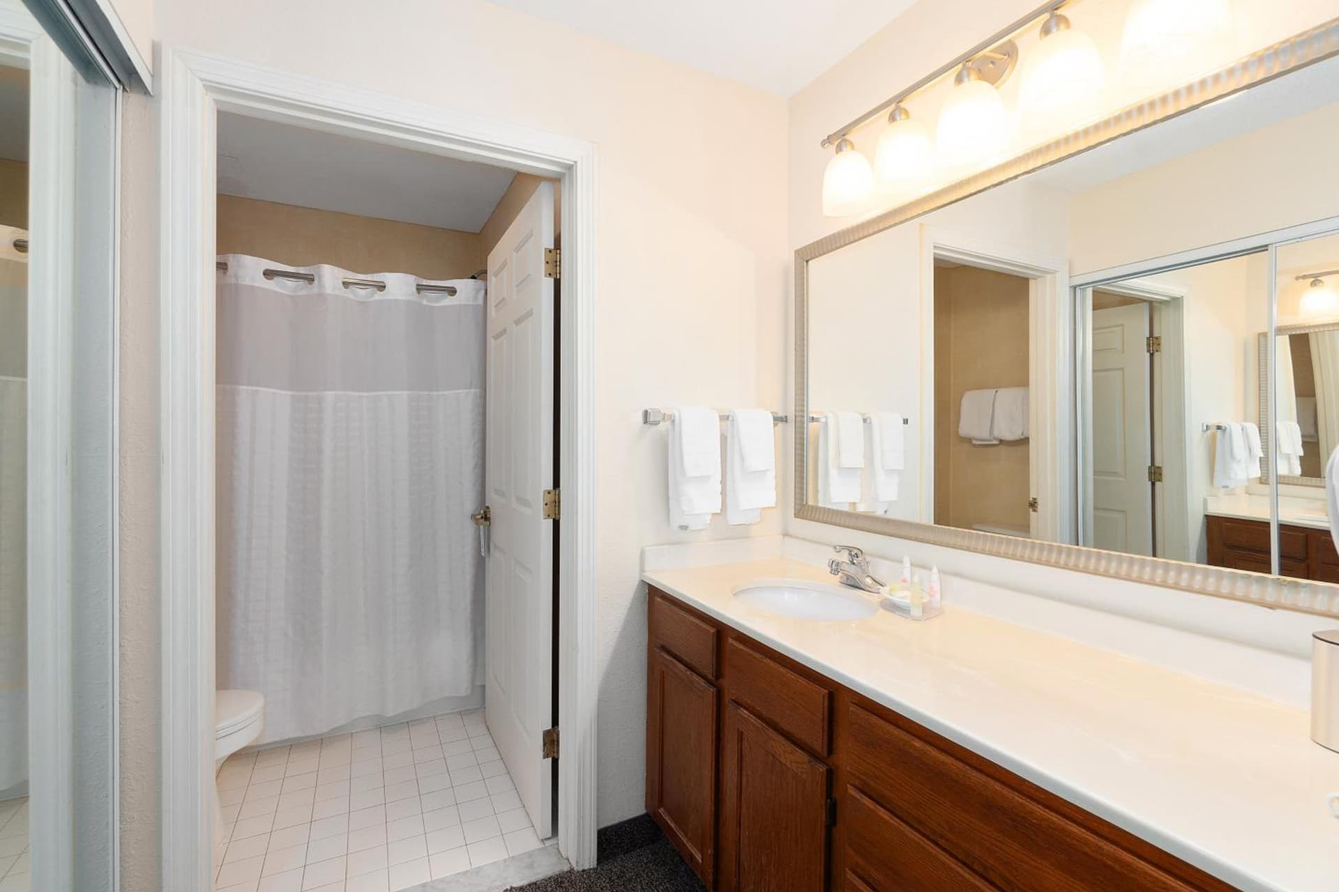 Residences at Daniel Webster gallery photo in Merrimack, NH — image 50