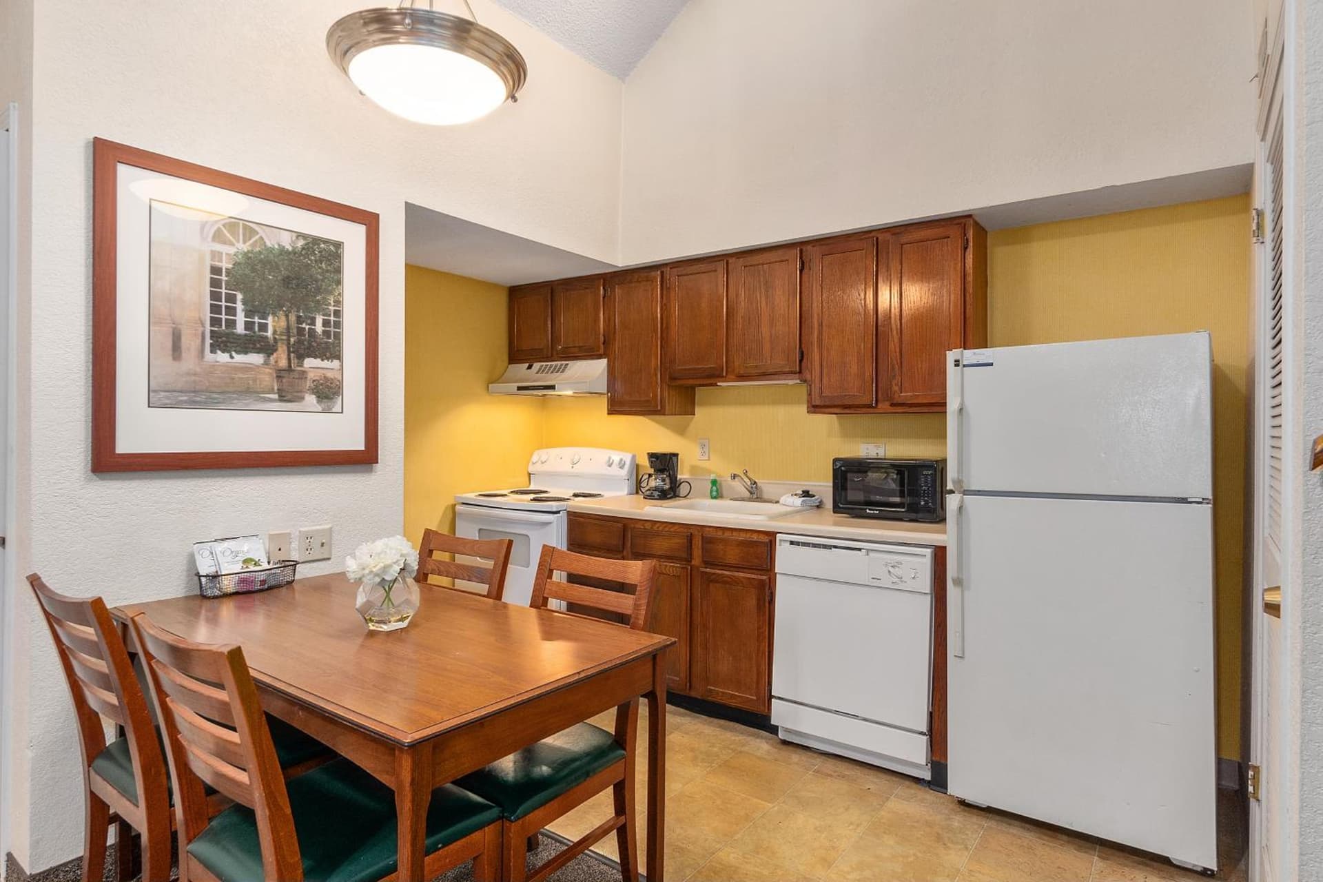 Residences at Daniel Webster gallery photo in Merrimack, NH — image 35