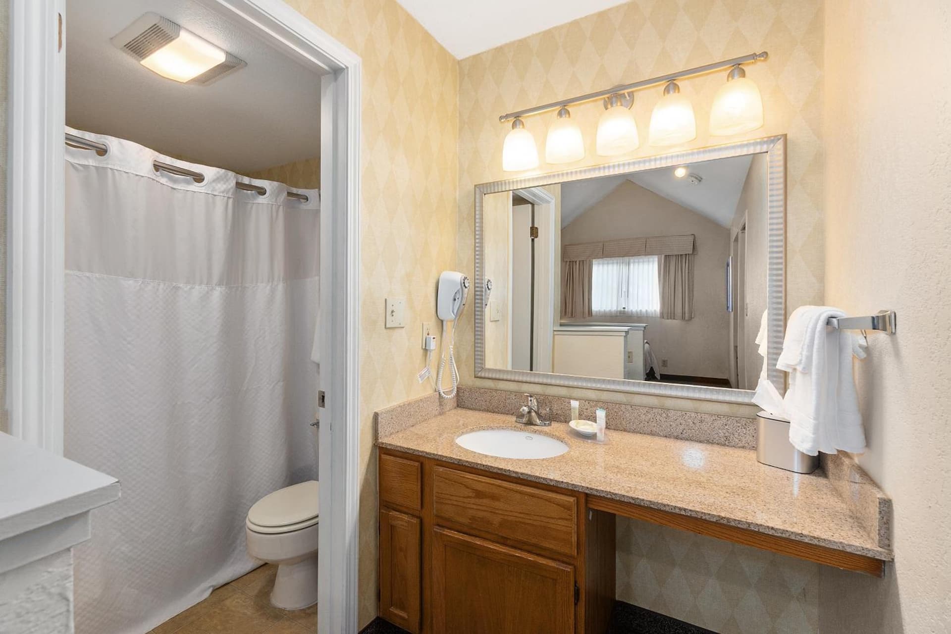 Residences at Daniel Webster gallery photo in Merrimack, NH — image 16