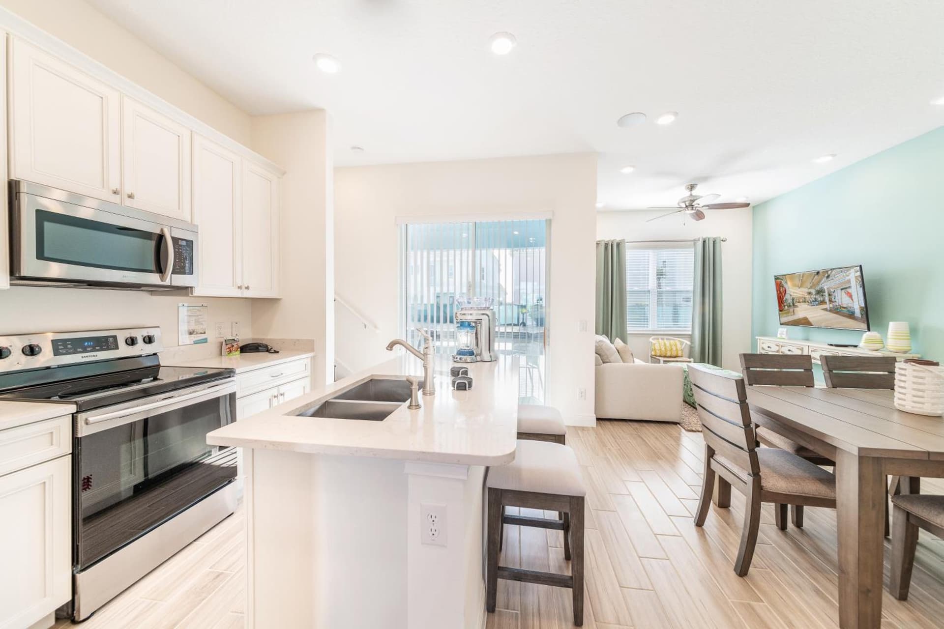 Margaritaville Cottages Orlando by Vstays with H2O Waterpark gallery photo in Kissimmee, FL — image 214