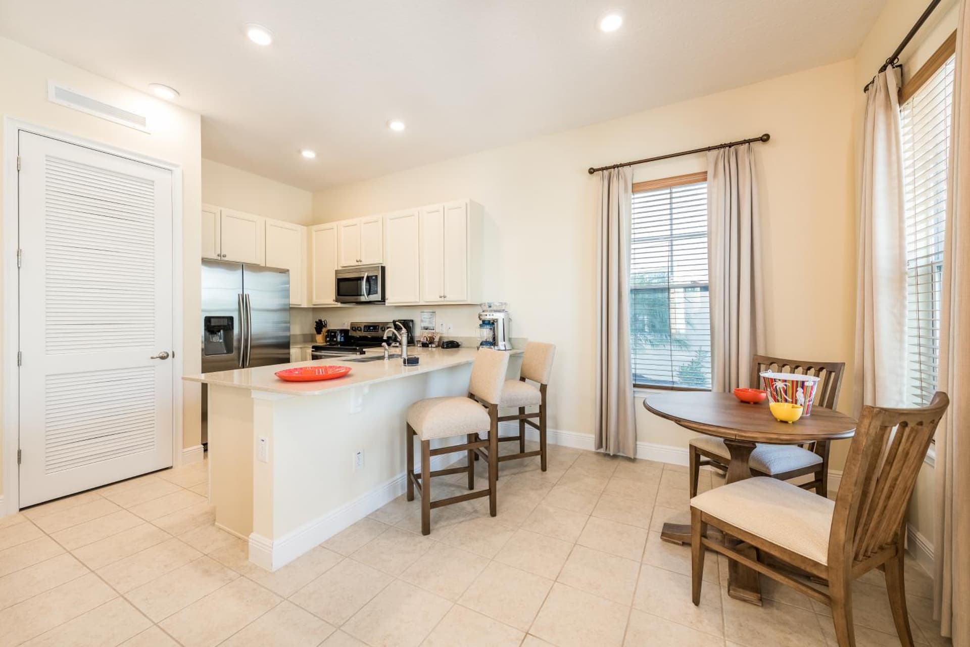 Margaritaville Cottages Orlando by Vstays with H2O Waterpark gallery photo in Kissimmee, FL — image 72