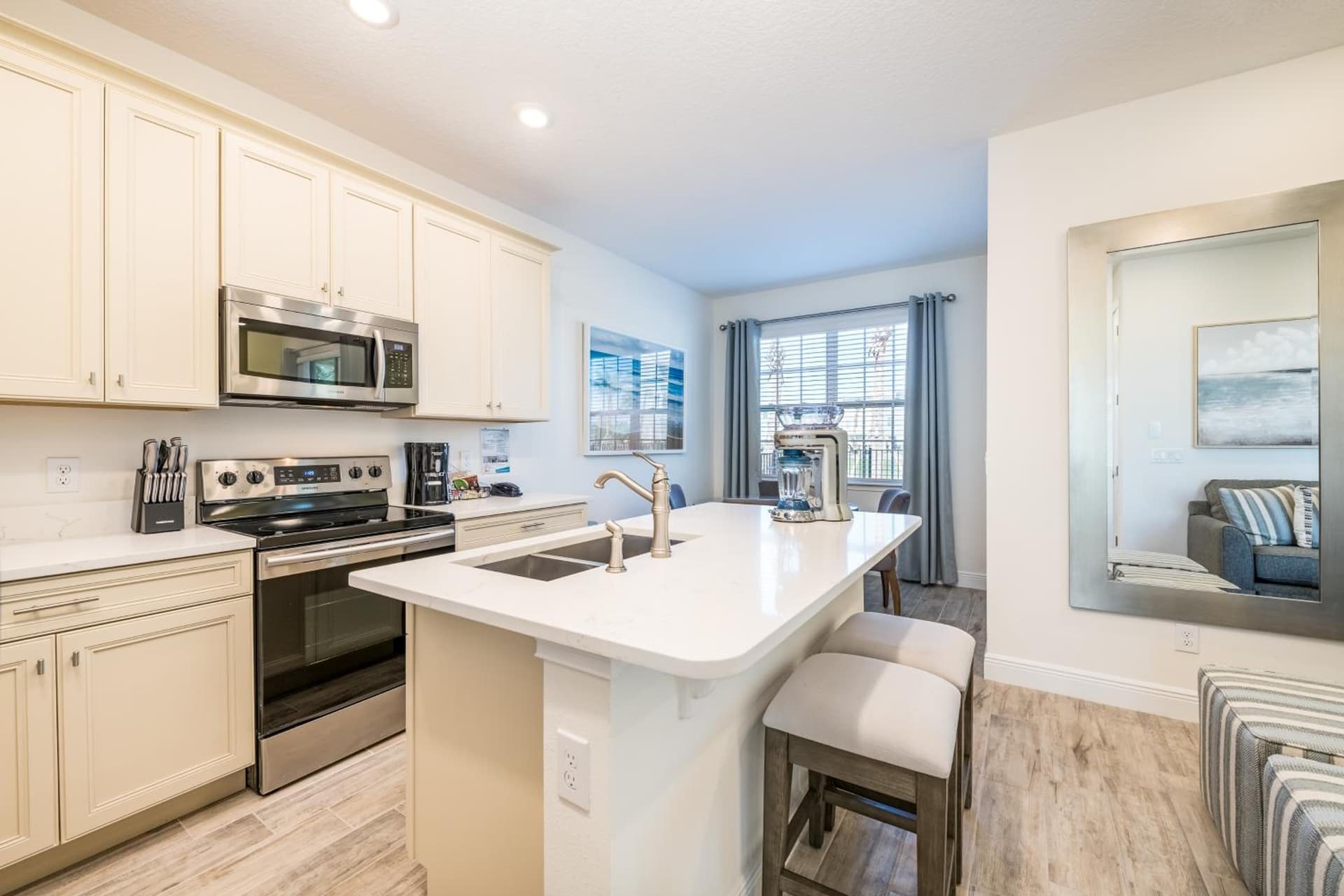 Margaritaville Cottages Orlando by Vstays with H2O Waterpark gallery photo in Kissimmee, FL — image 197