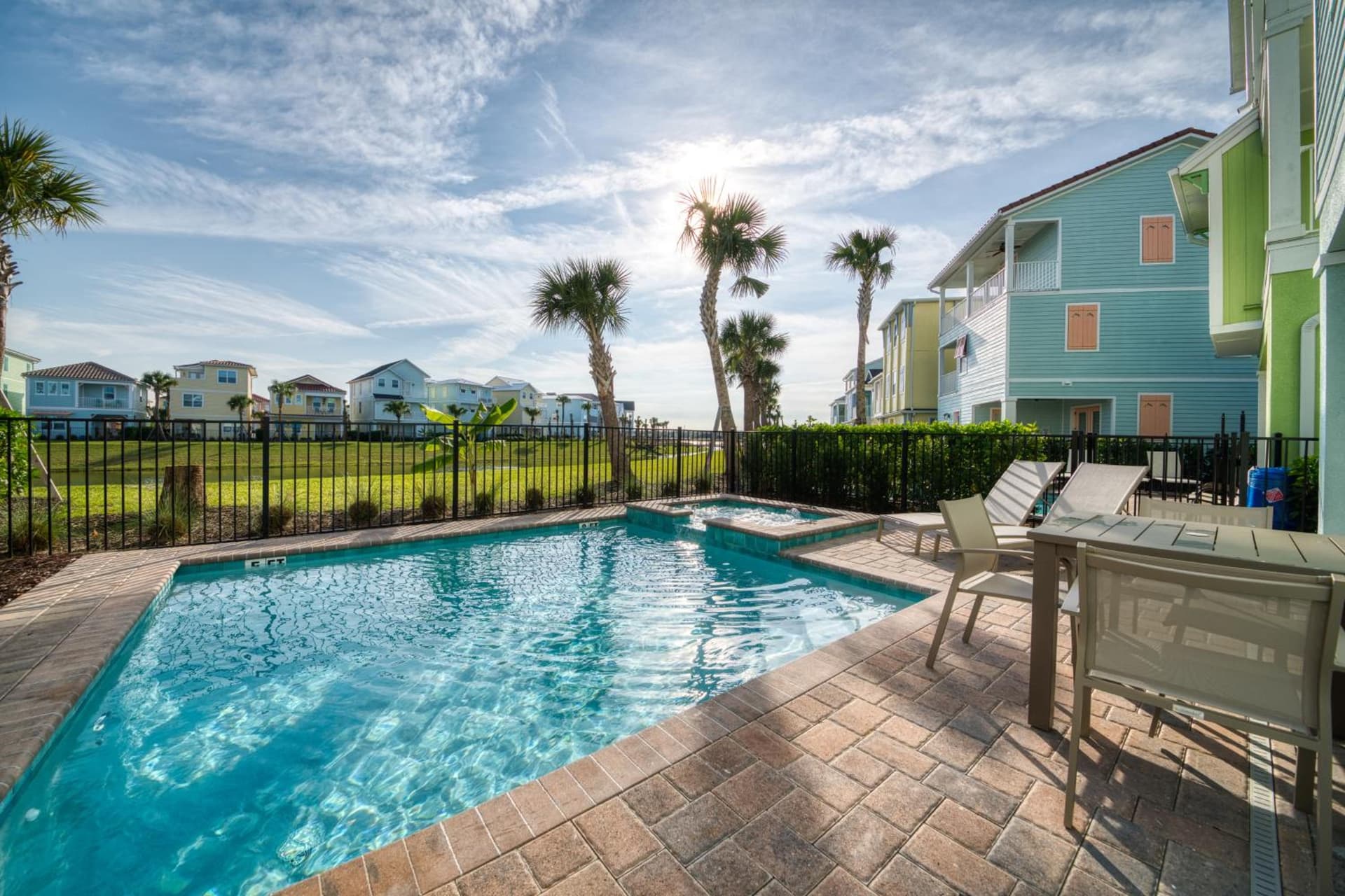 Margaritaville Cottages Orlando by Vstays with H2O Waterpark gallery photo in Kissimmee, FL — image 250