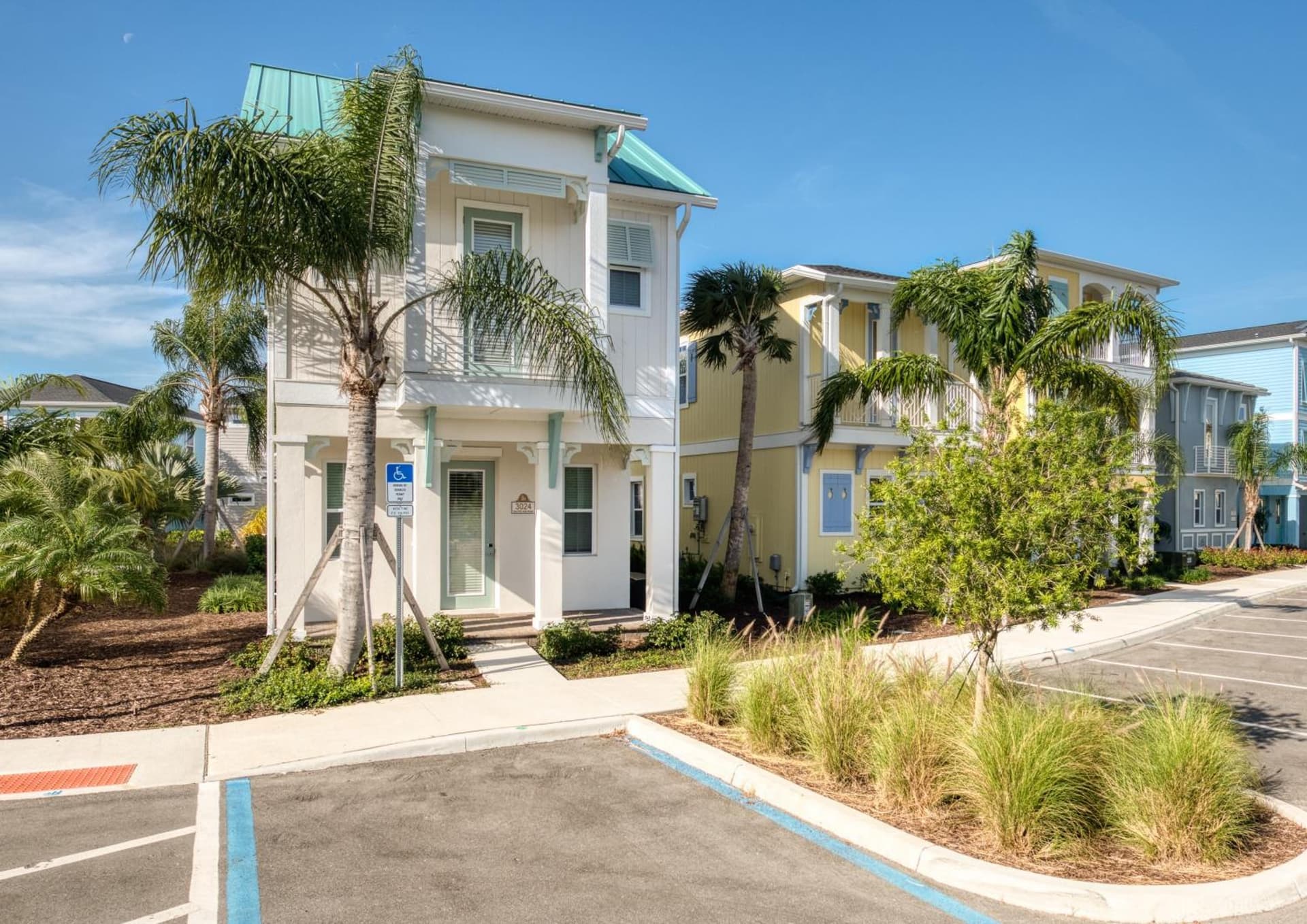Margaritaville Cottages Orlando by Vstays with H2O Waterpark gallery photo in Kissimmee, FL — image 288