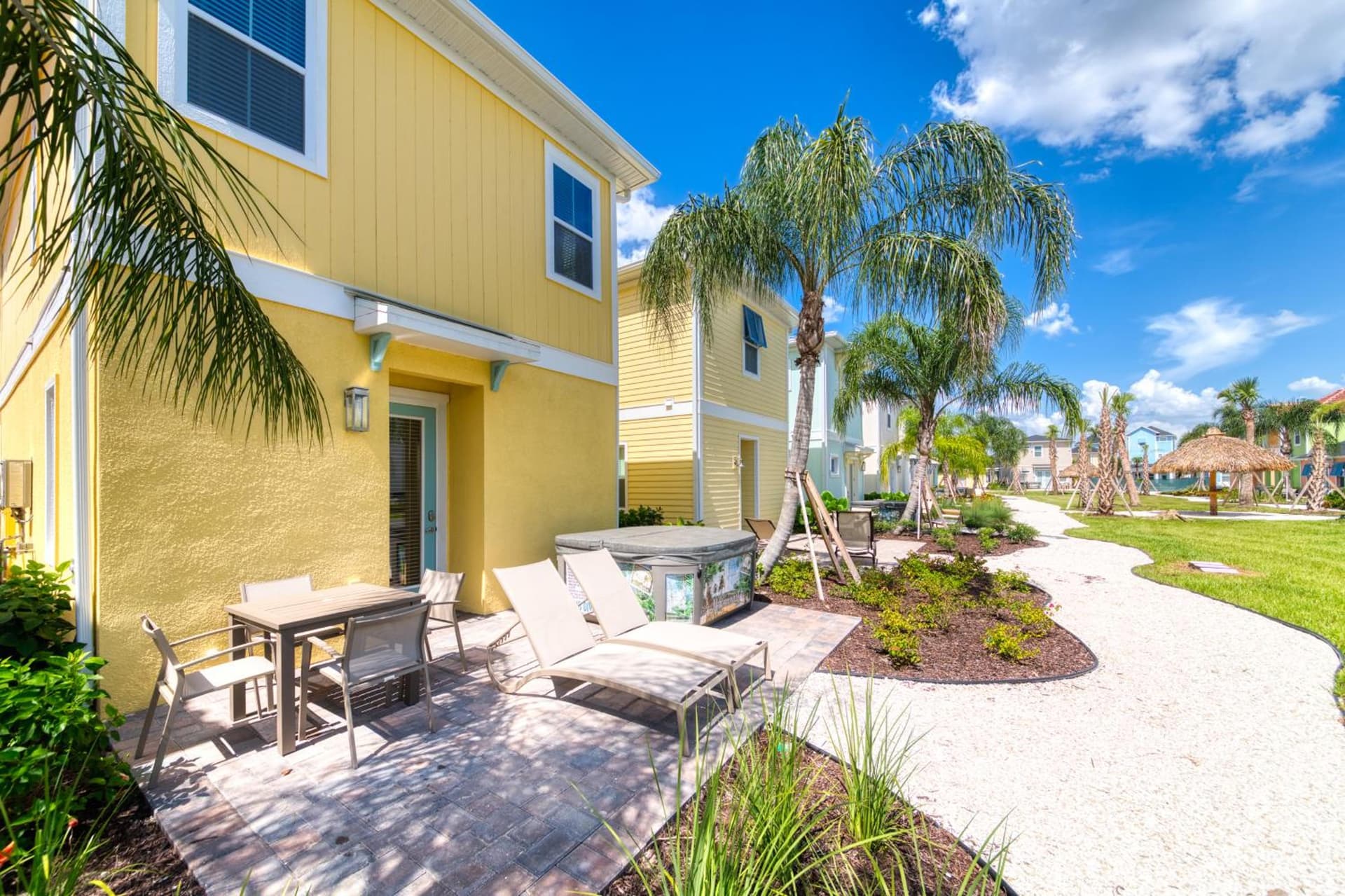 Margaritaville Cottages Orlando by Vstays with H2O Waterpark gallery photo in Kissimmee, FL — image 243
