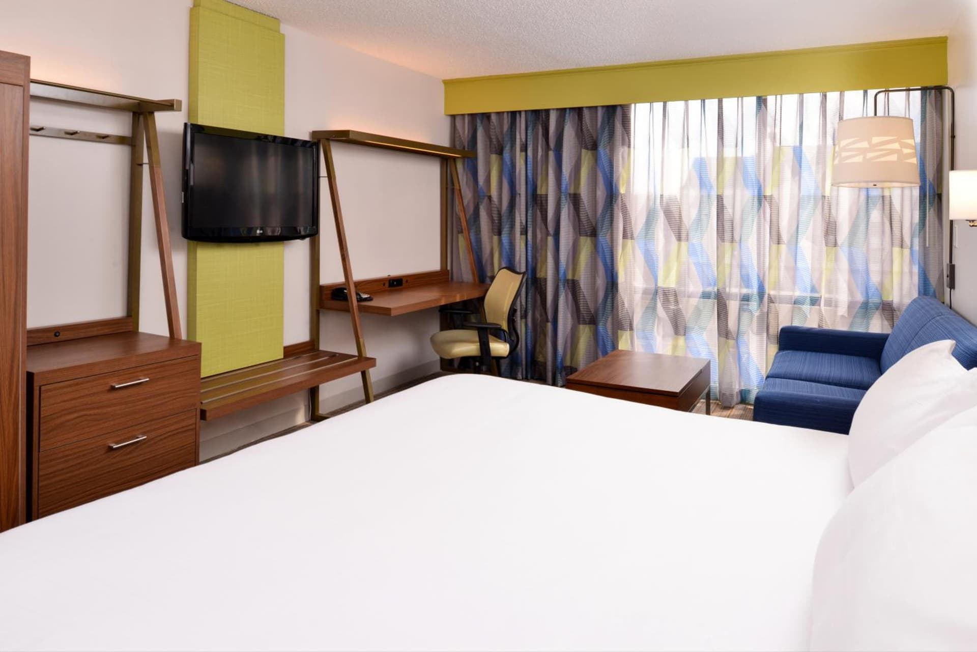 Holiday Inn Express & Suites Springfield by IHG gallery photo in Springfield, IL — image 39
