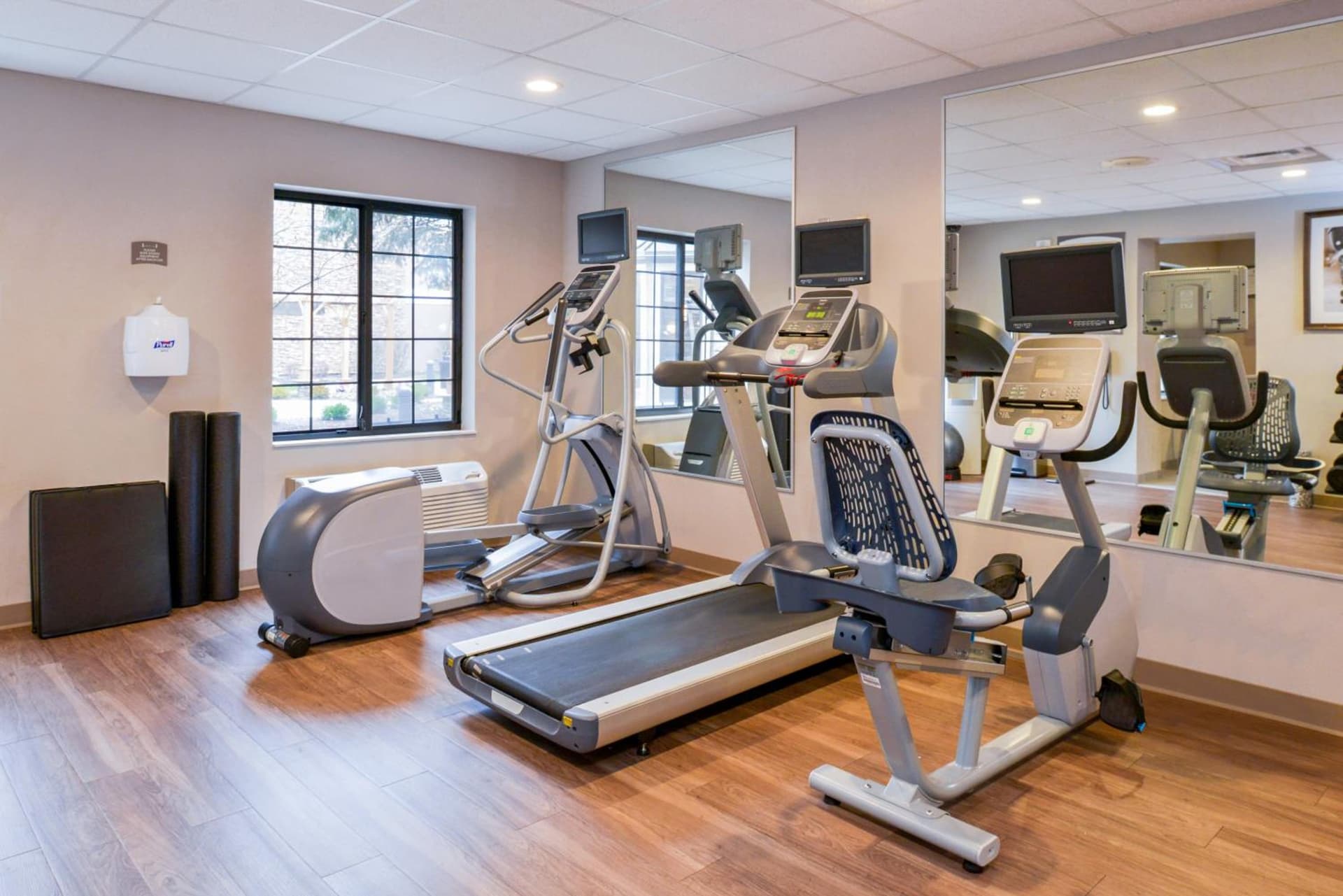 Staybridge Suites Indianapolis-Fishers by IHG gallery photo in Fishers, IN — image 89