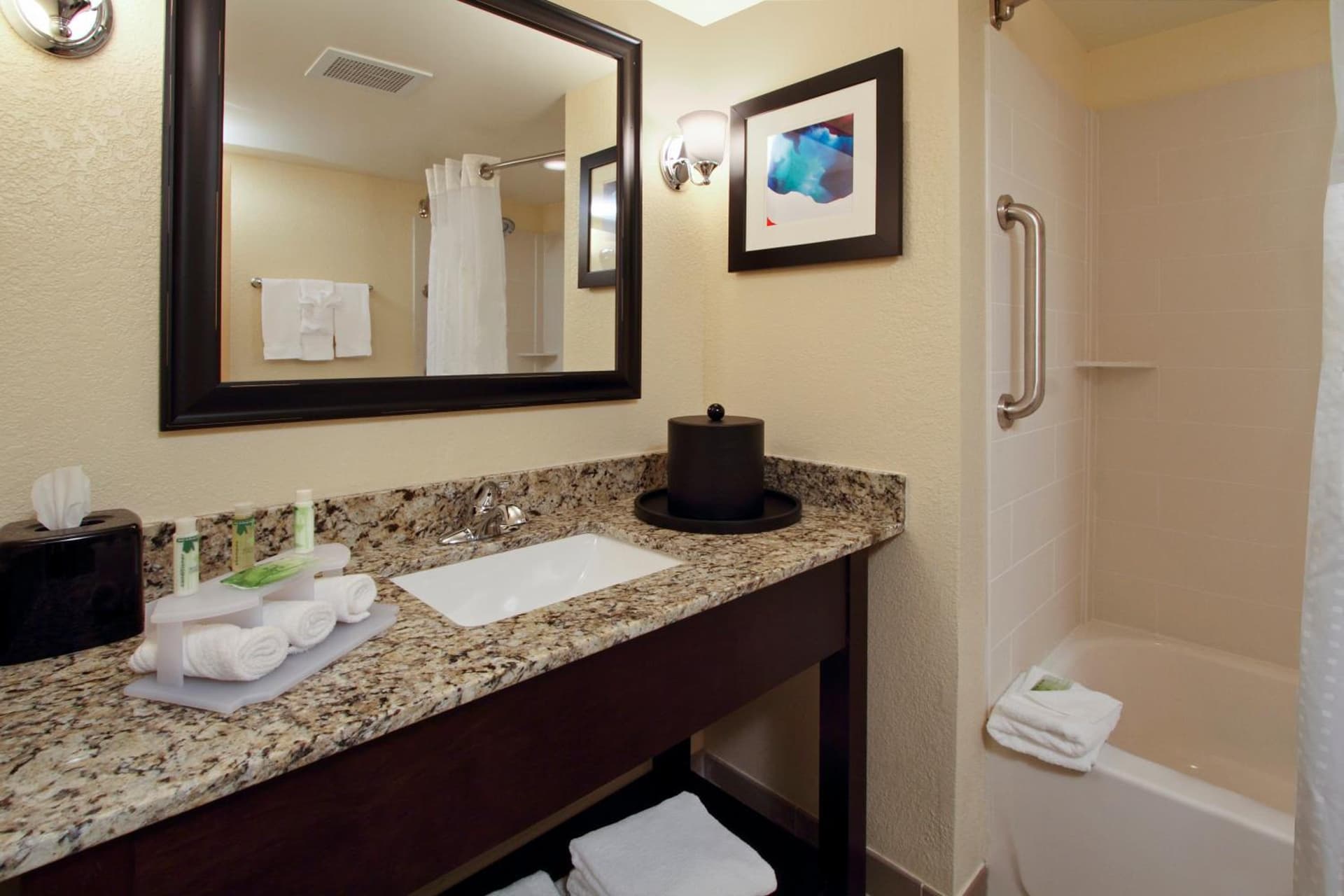 Holiday Inn Express Augusta Downtown by IHG gallery photo in Augusta, GA — image 29