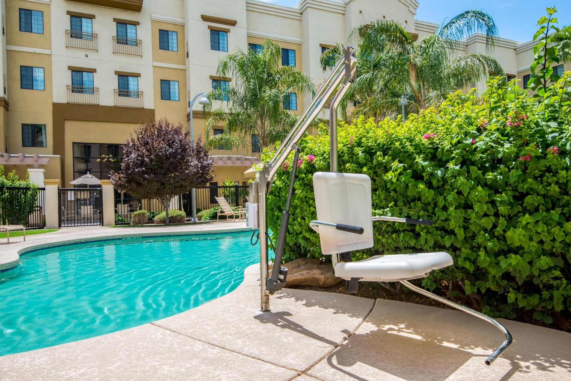Holiday Inn Express & Suites Phoenix Glendale Dist by IHG gallery photo in Glendale, AZ — image 10