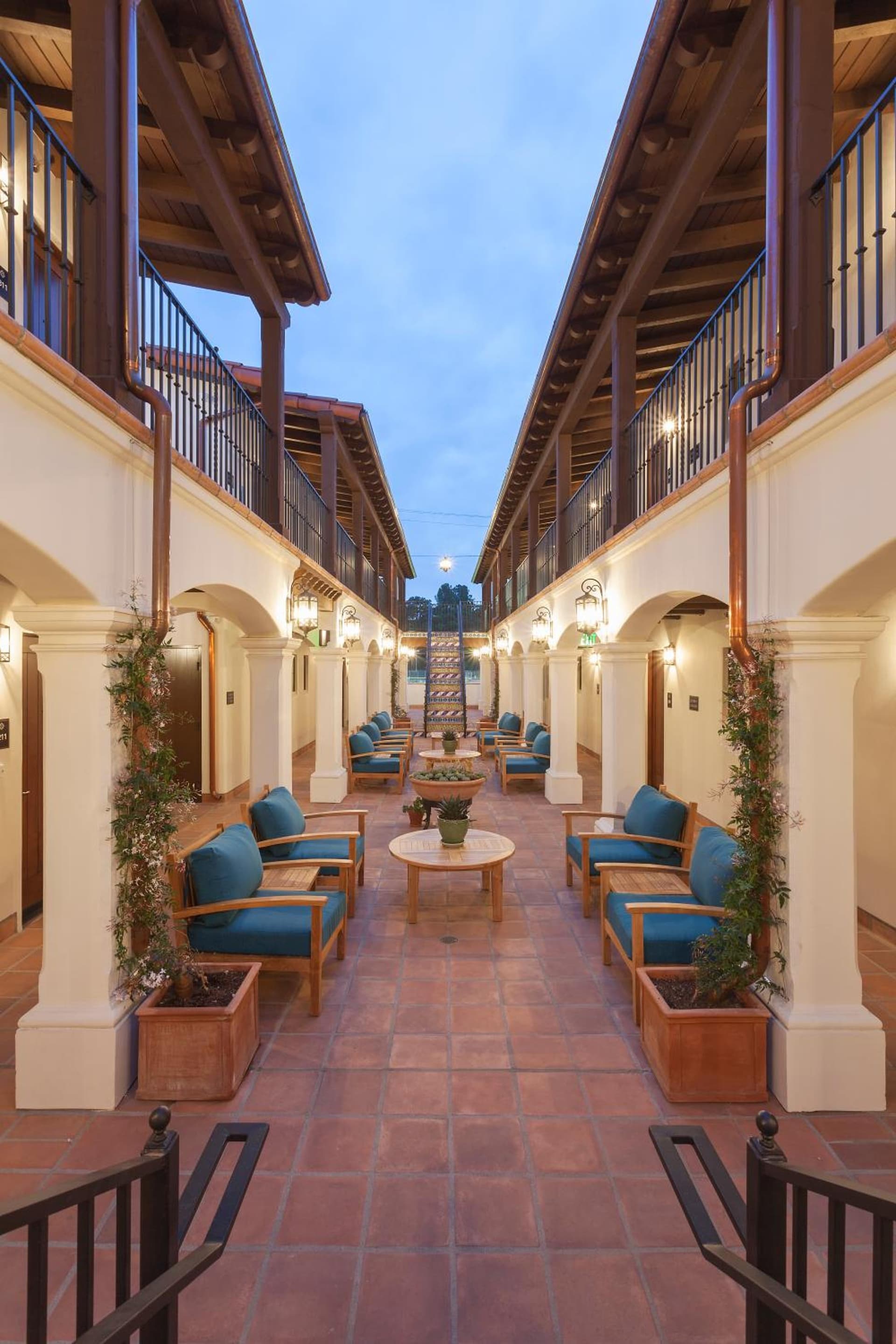 La Playa Inn Santa Barbara gallery photo in Santa Barbara, CA — image 21